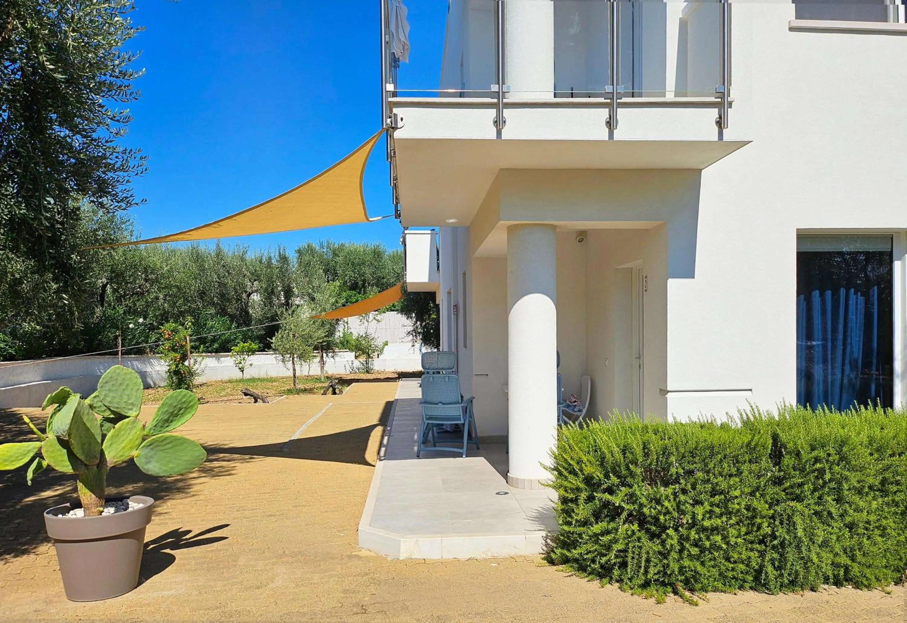 Patio in Hotel Residence Torre Del Porto