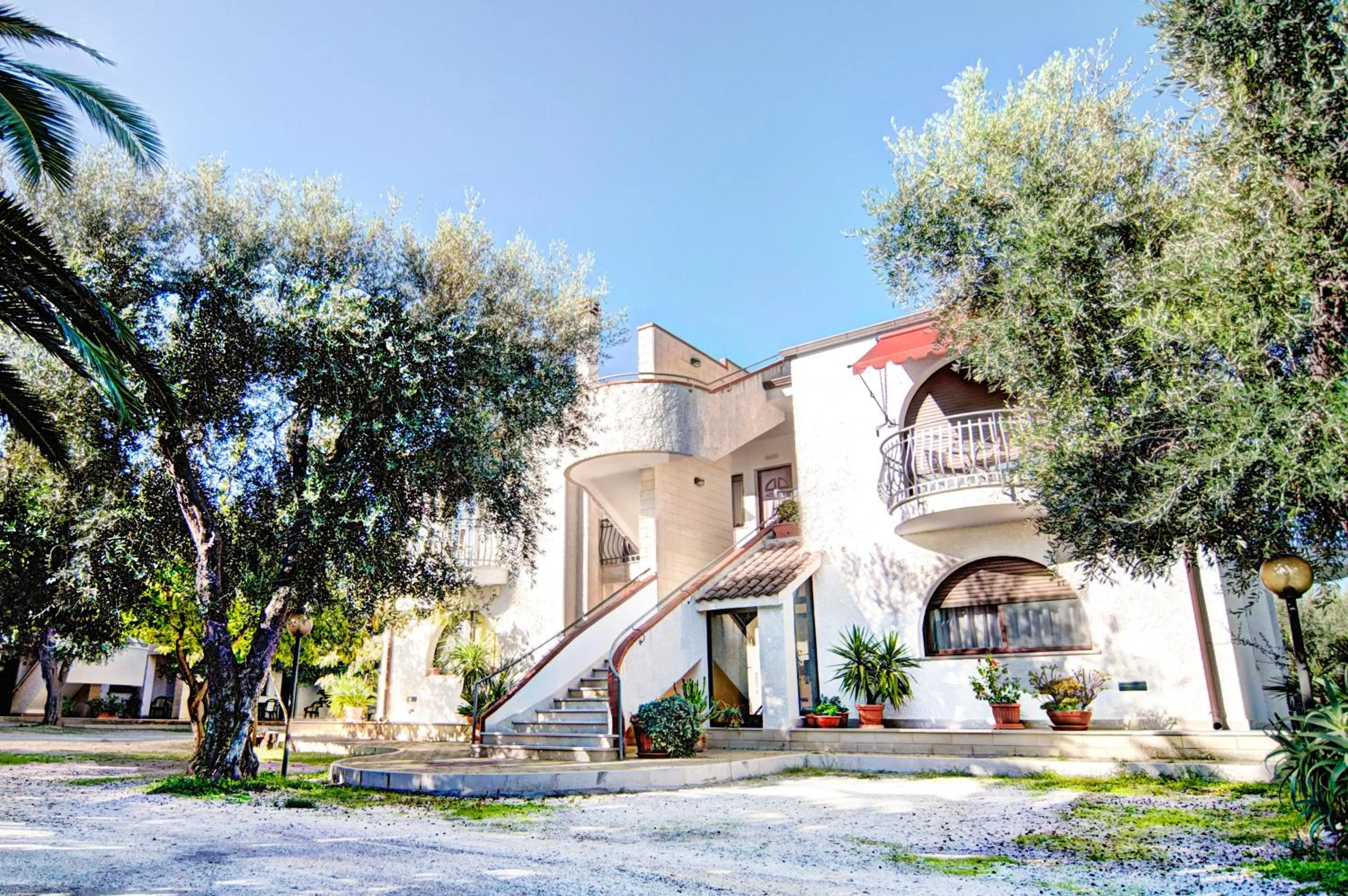 Facade/entrance in Hotel Residence Torre Del Porto