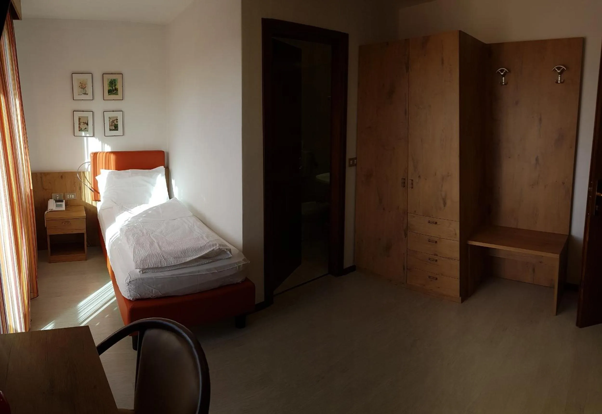 Photo of the whole room, Bed in Hotel Olimpic