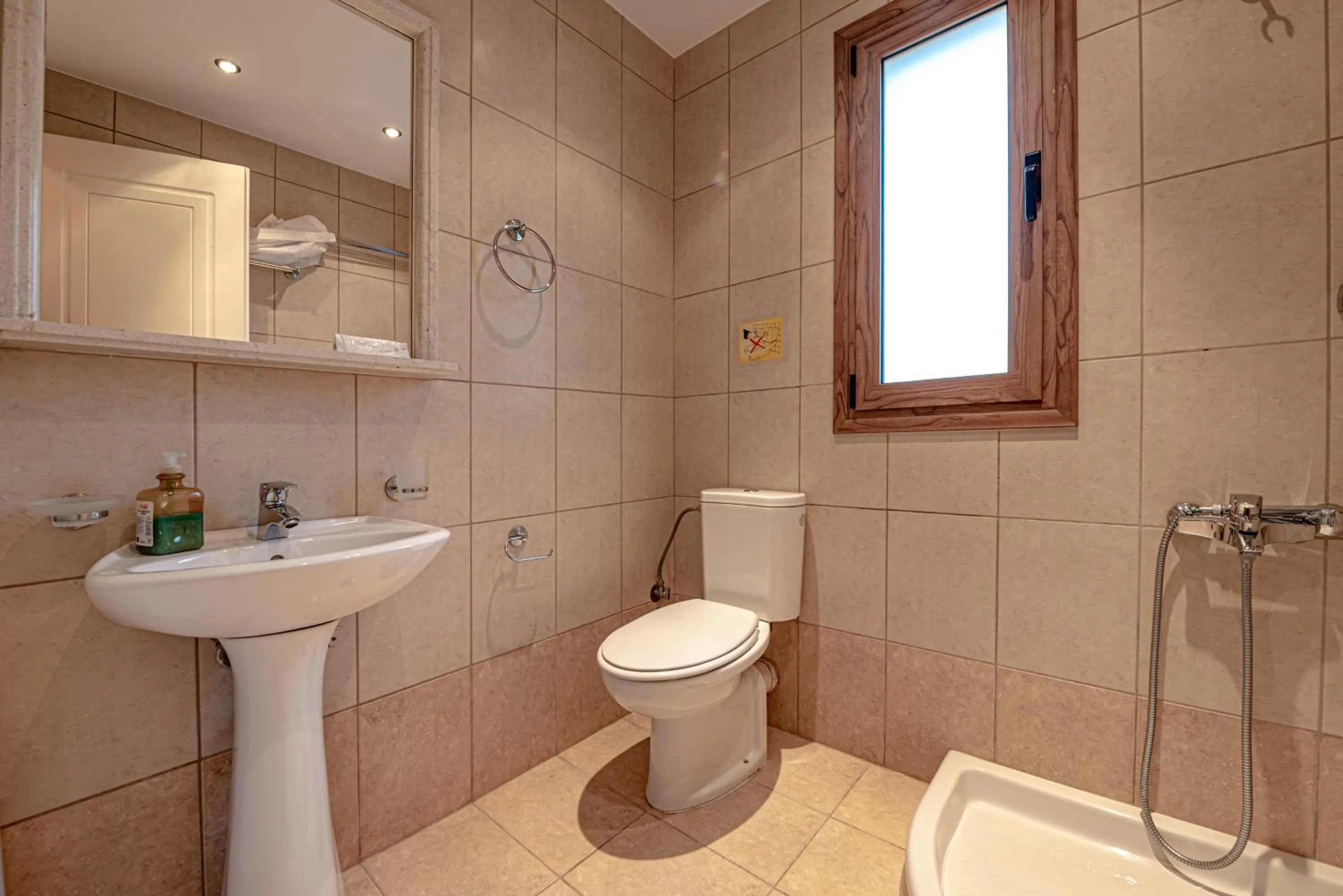 Decorative detail in Xenonas Kypseli