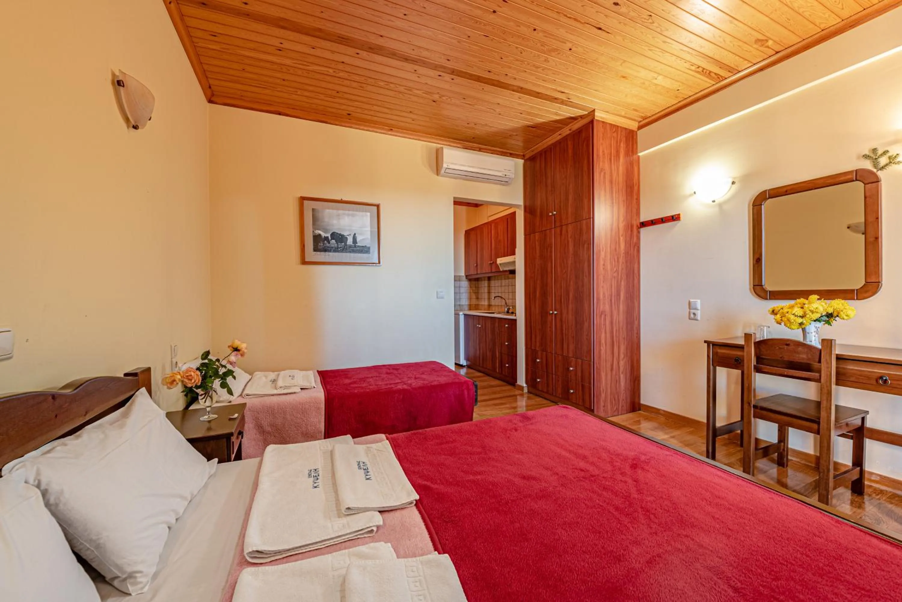 View (from property/room), Bed in Xenonas Kypseli