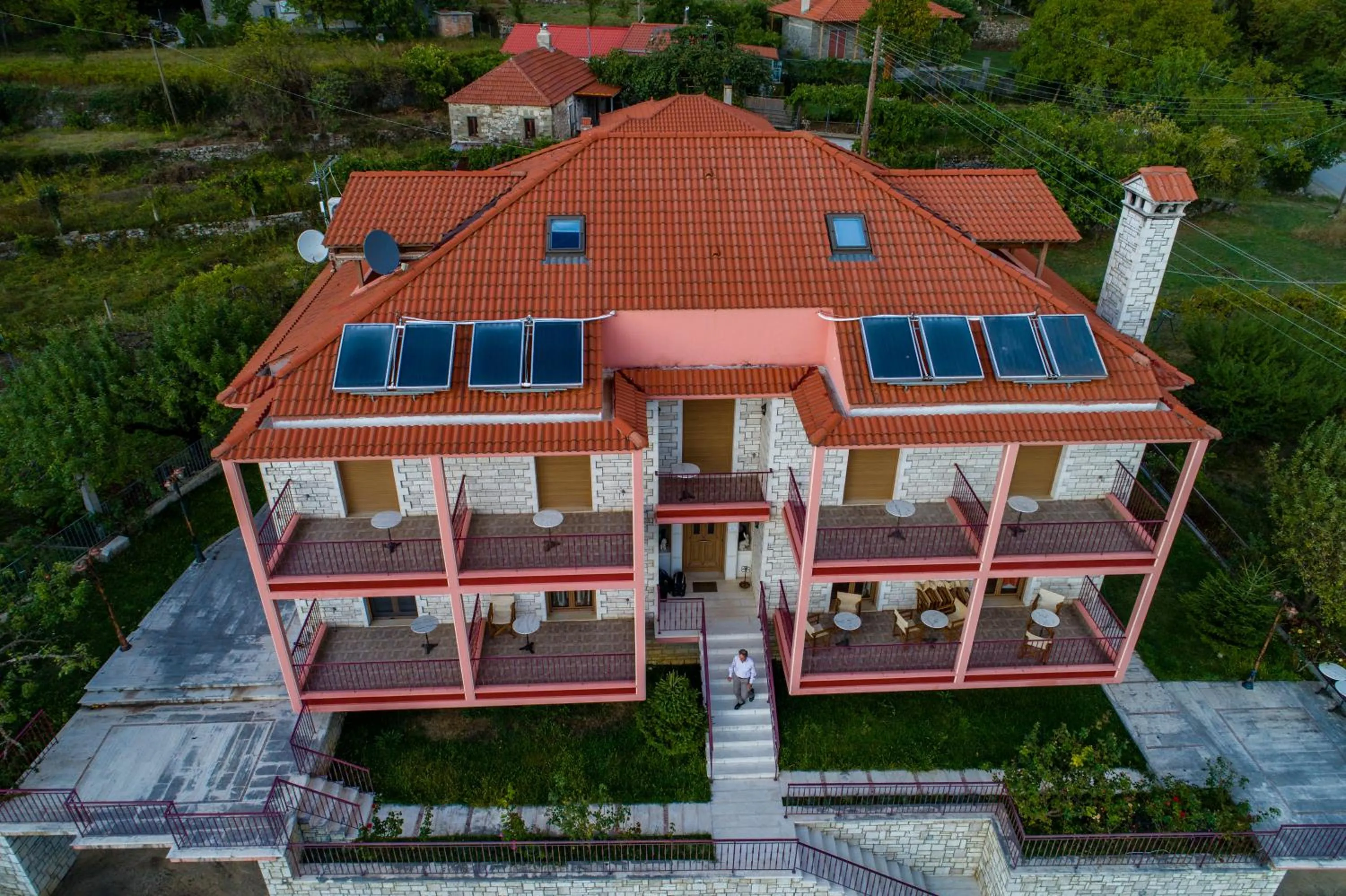 Bird's eye view in Xenonas Kypseli