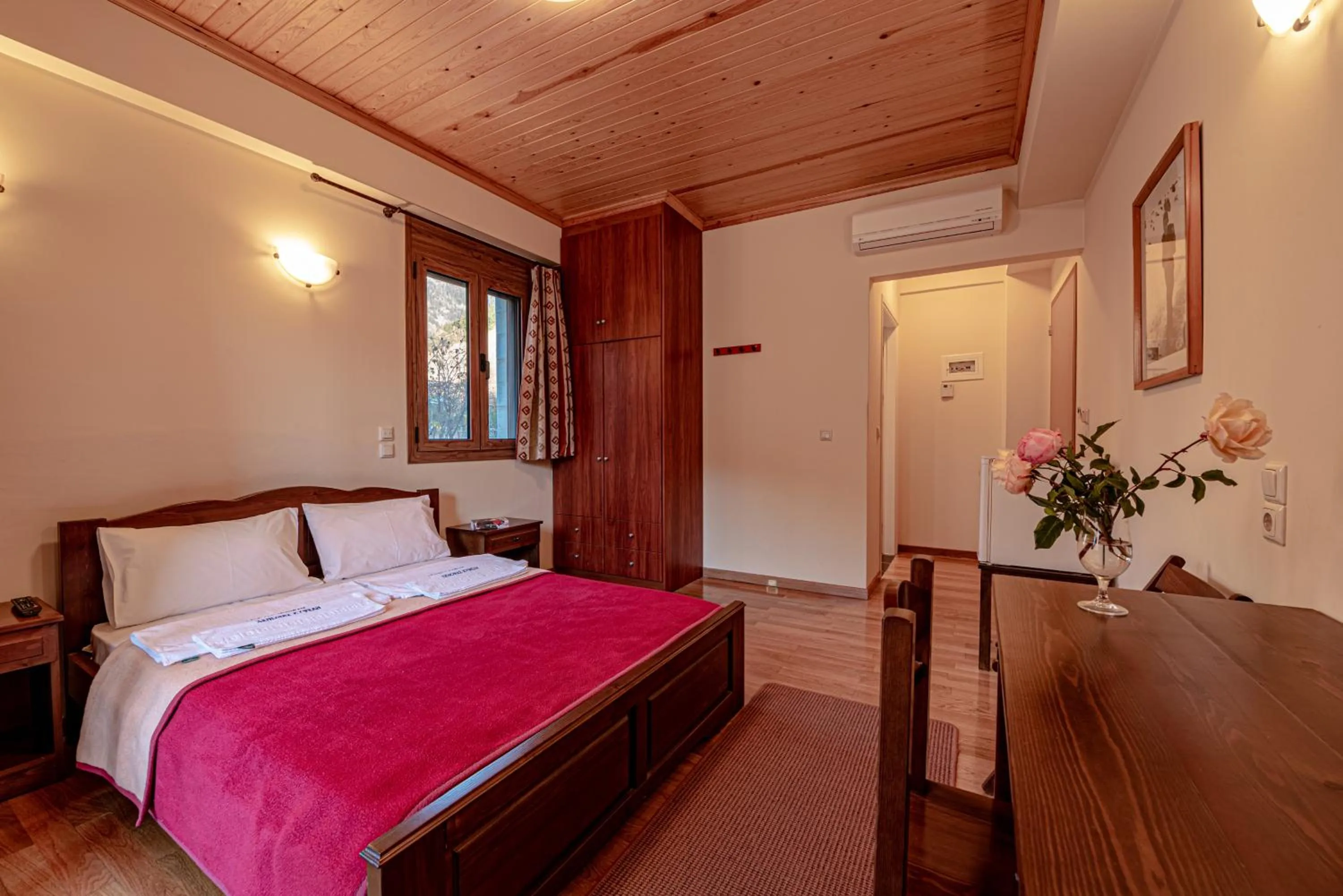 View (from property/room), Bed in Xenonas Kypseli