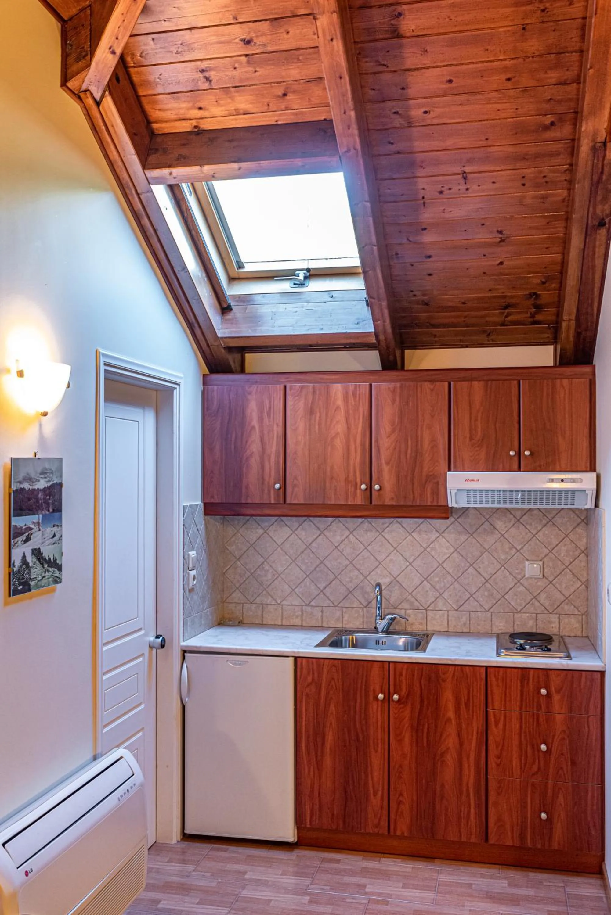 kitchen in Xenonas Kypseli