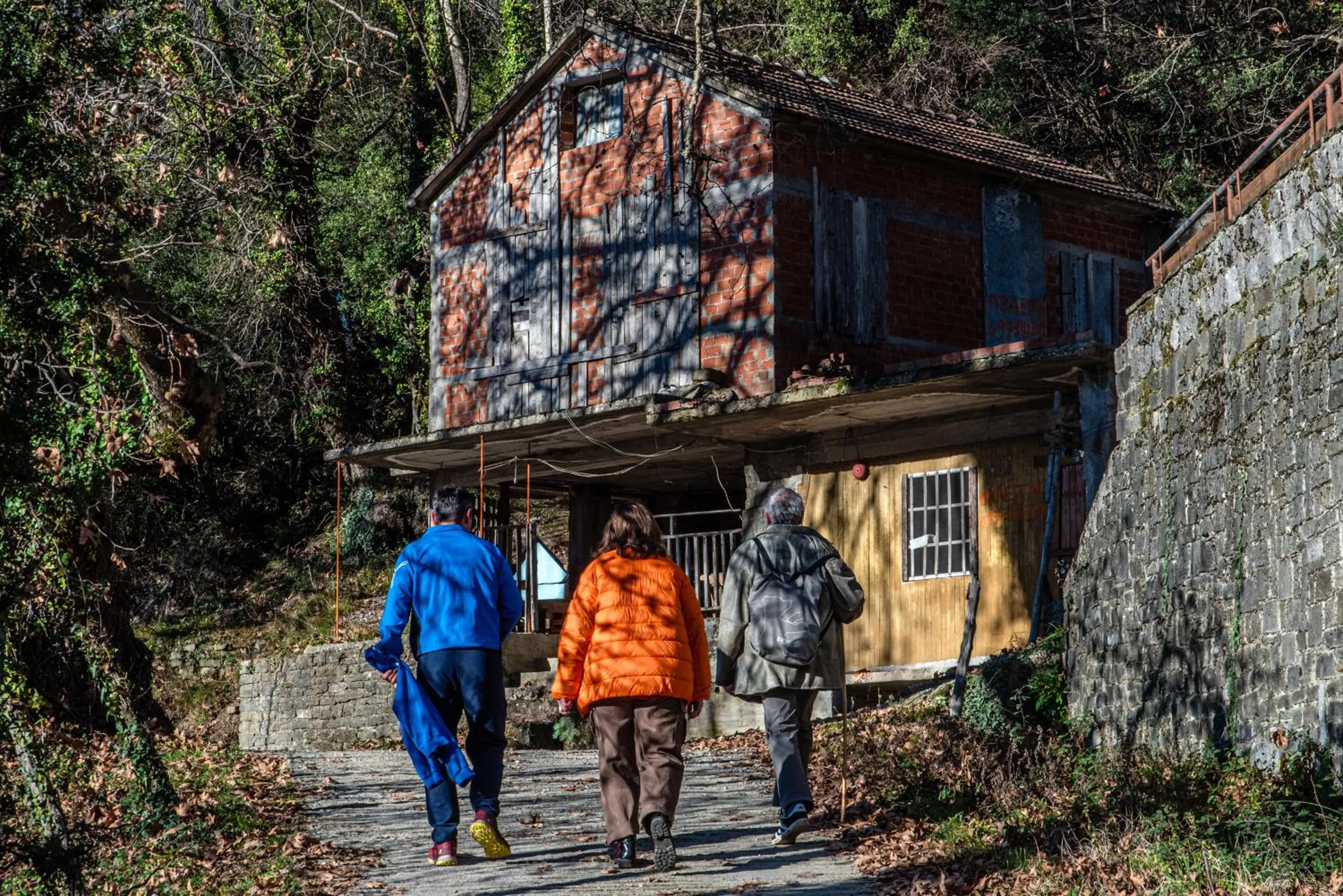Hiking in Xenonas Kypseli