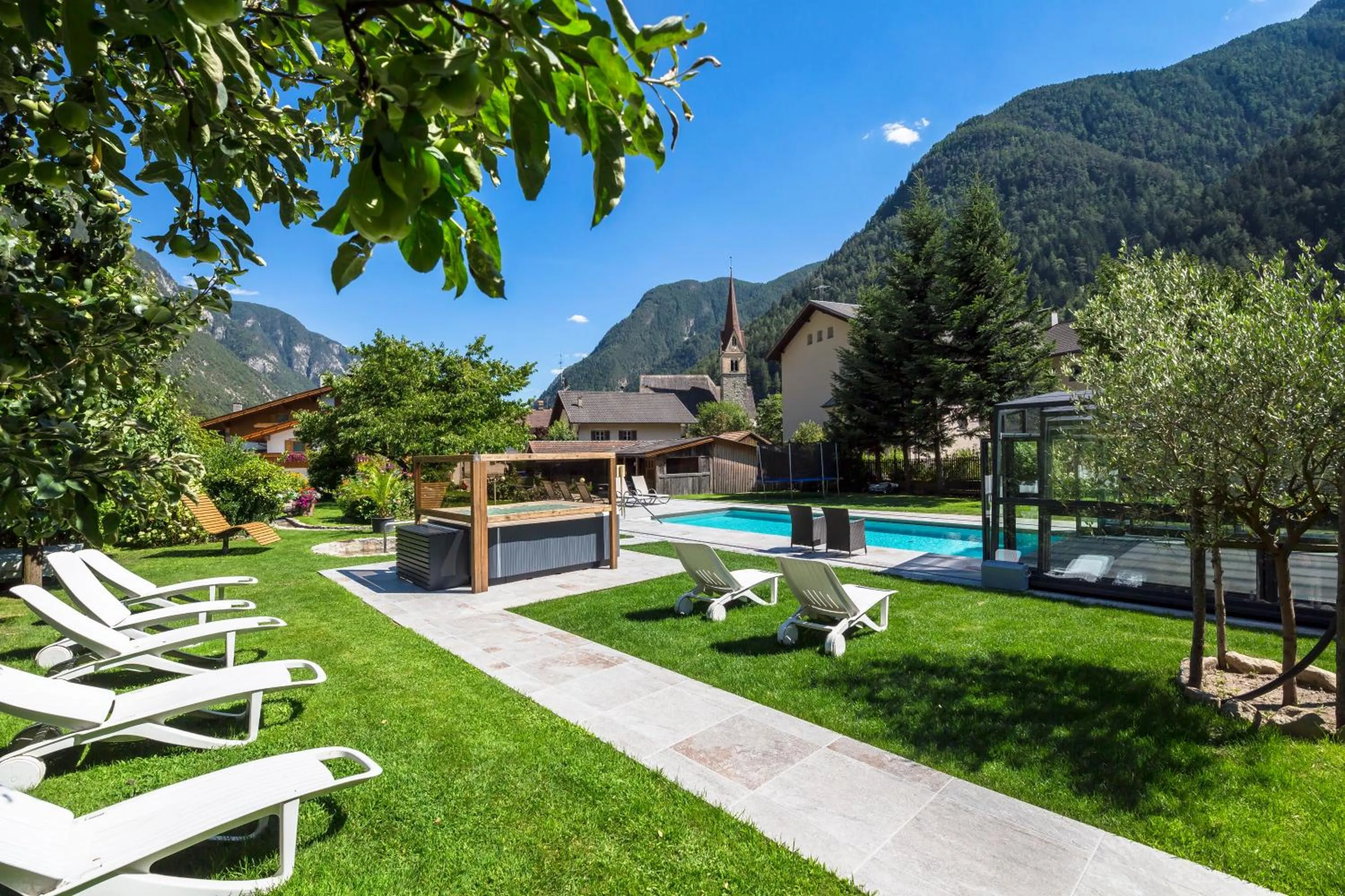 Summer in Zur Brücke apartments and rooms - Your home in heart of South Tyrol, with Brixencard