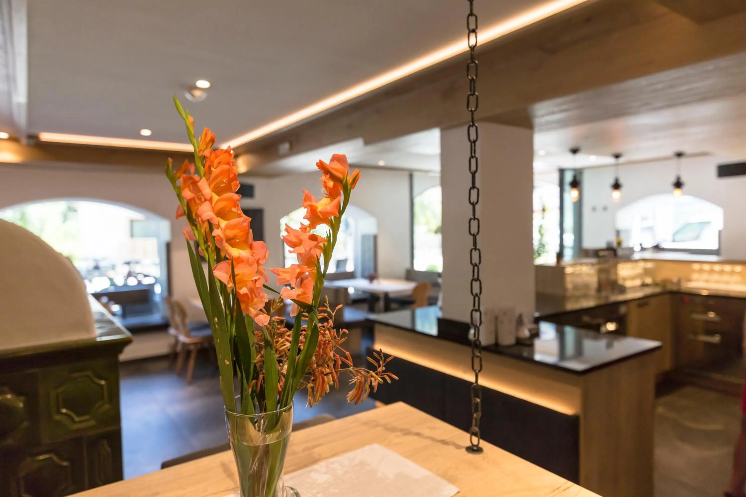 Restaurant/places to eat in Zur Brücke apartments and rooms - Your home in heart of South Tyrol, with Brixencard
