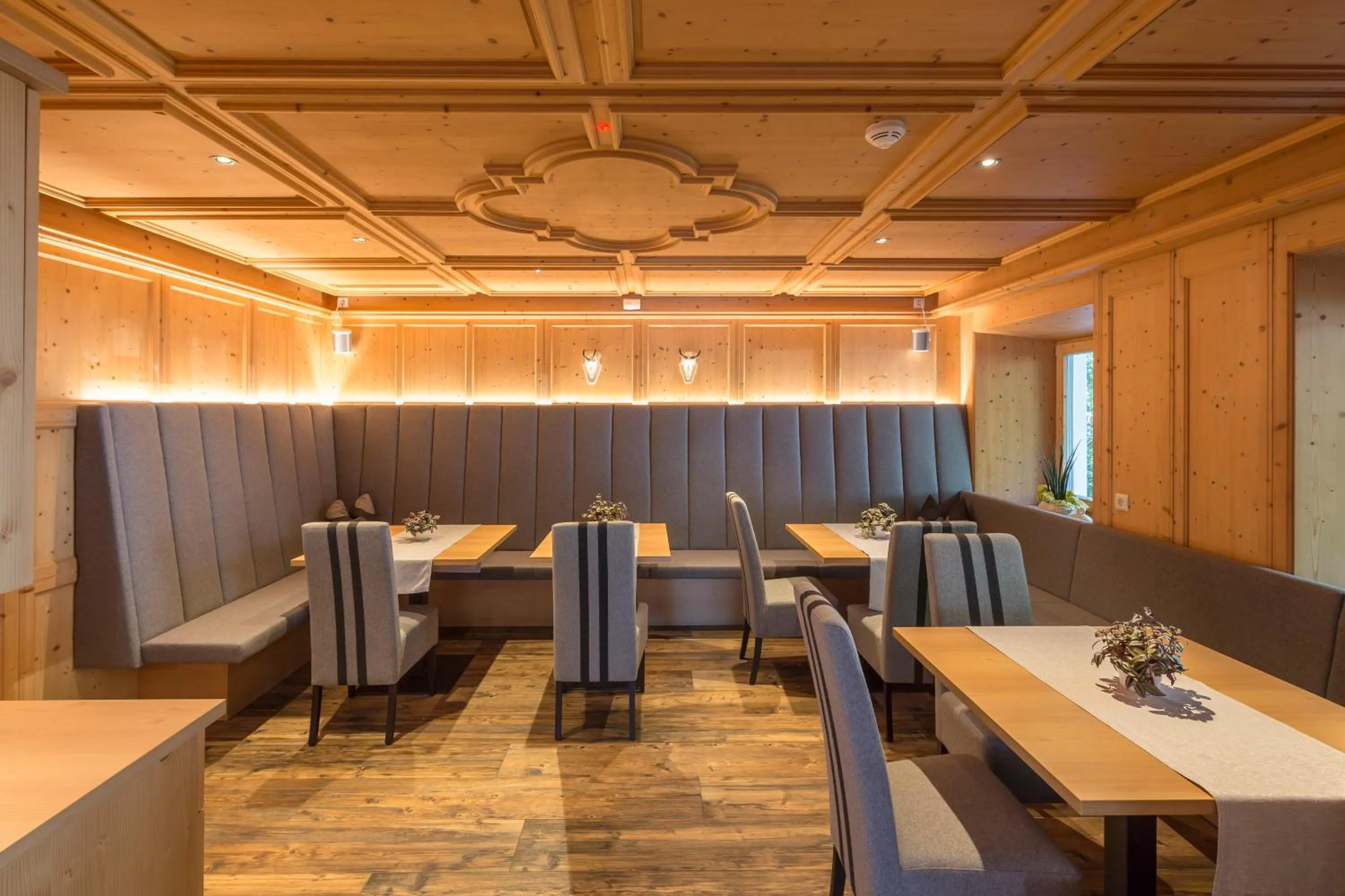 Restaurant/places to eat in Zur Brücke apartments and rooms - Your home in heart of South Tyrol, with Brixencard