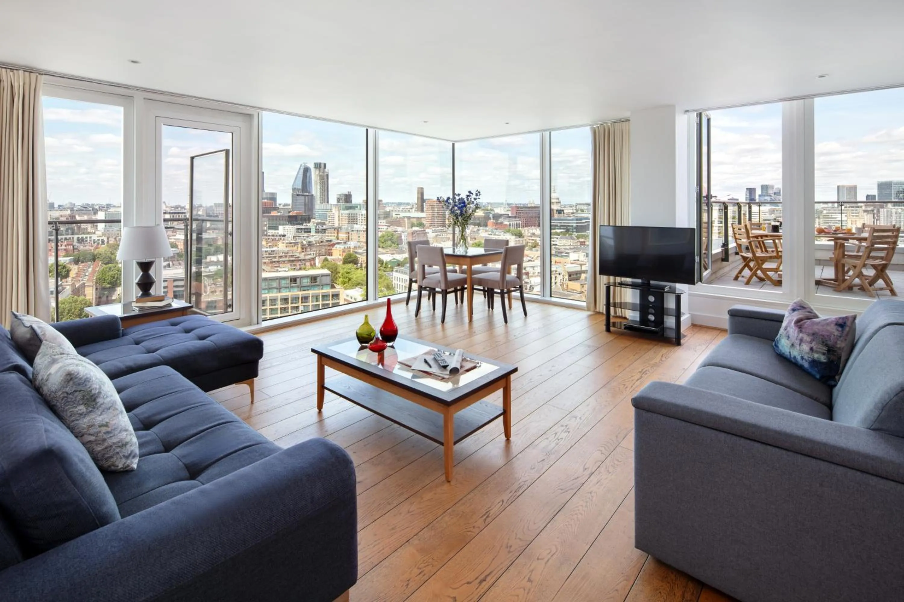 Living room in Marlin Apartments London Bridge - Empire Square