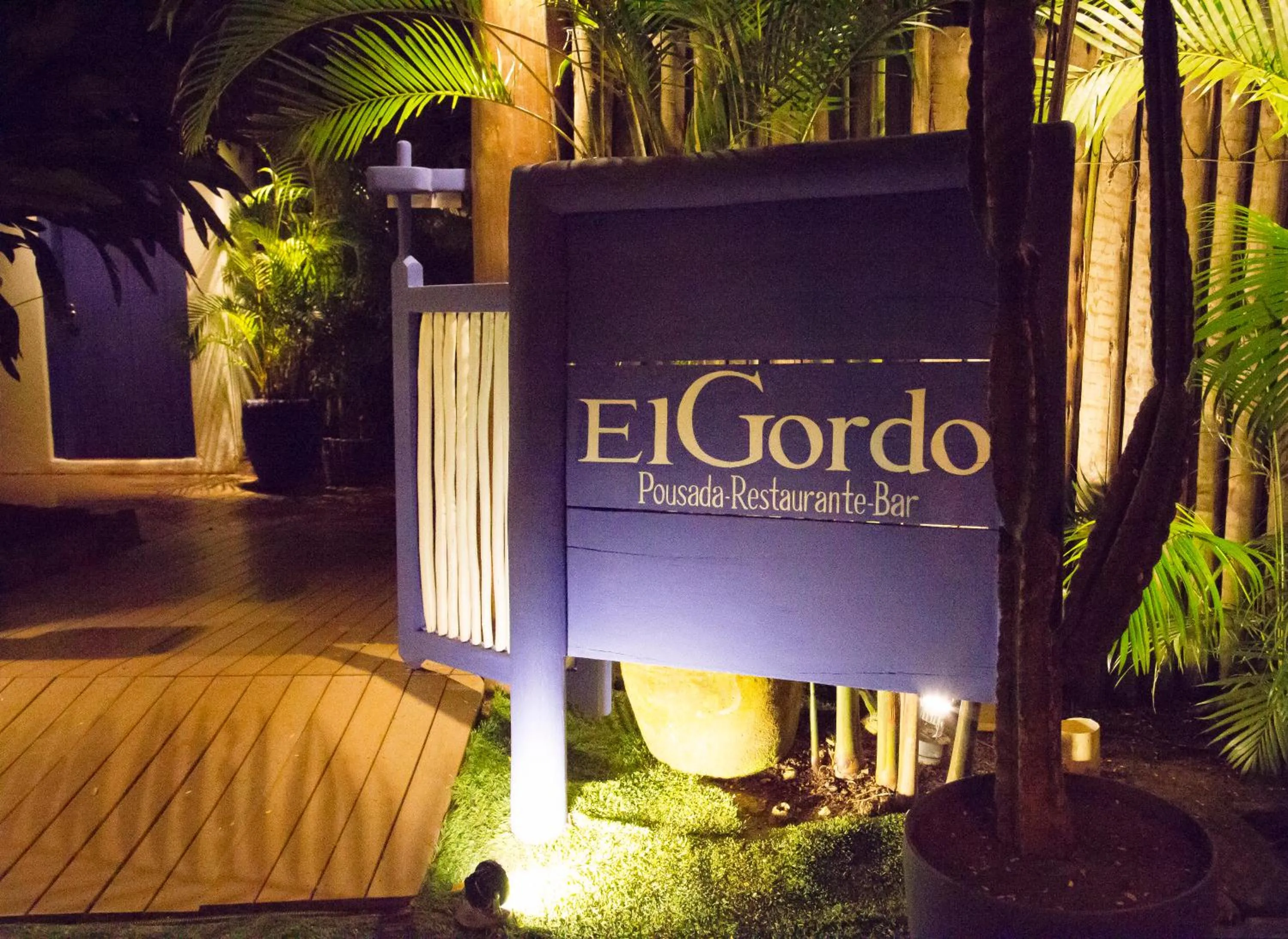 Facade/entrance in Pousada El Gordo