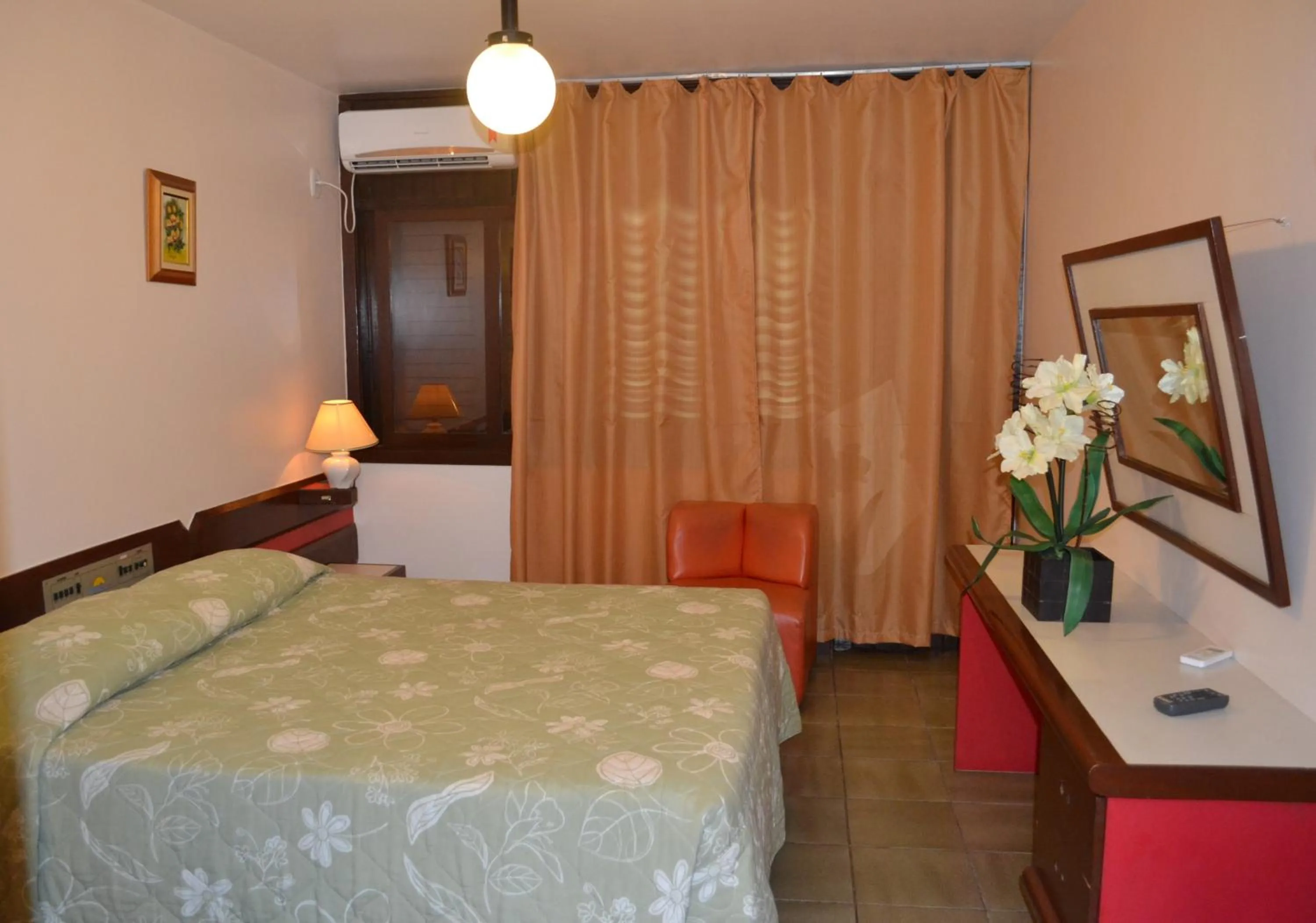 Bed in Baia Cabralia Hotel