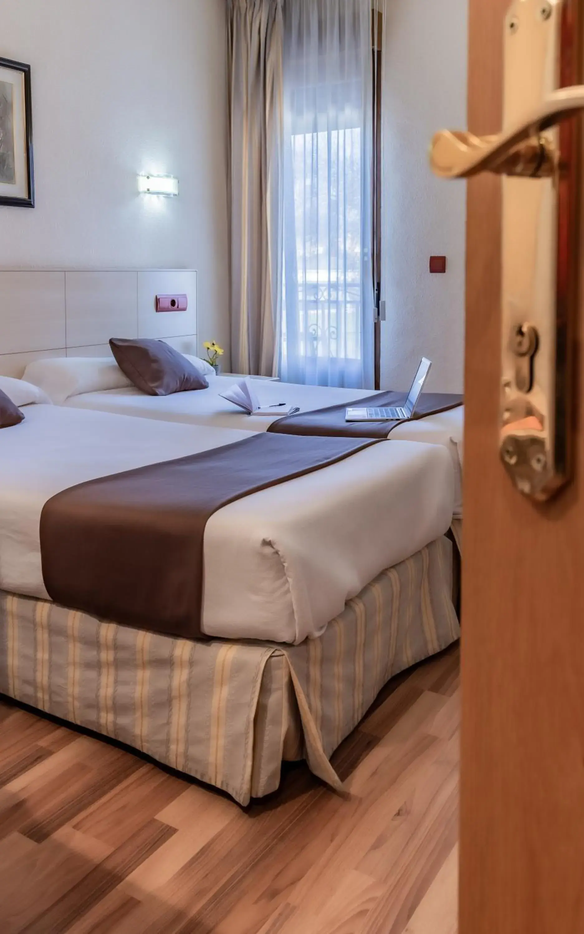 Twin Room in Hostal Rural El Caño by Vivere Stays Twin Room in Hostal Rural El Caño by Vivere Stays