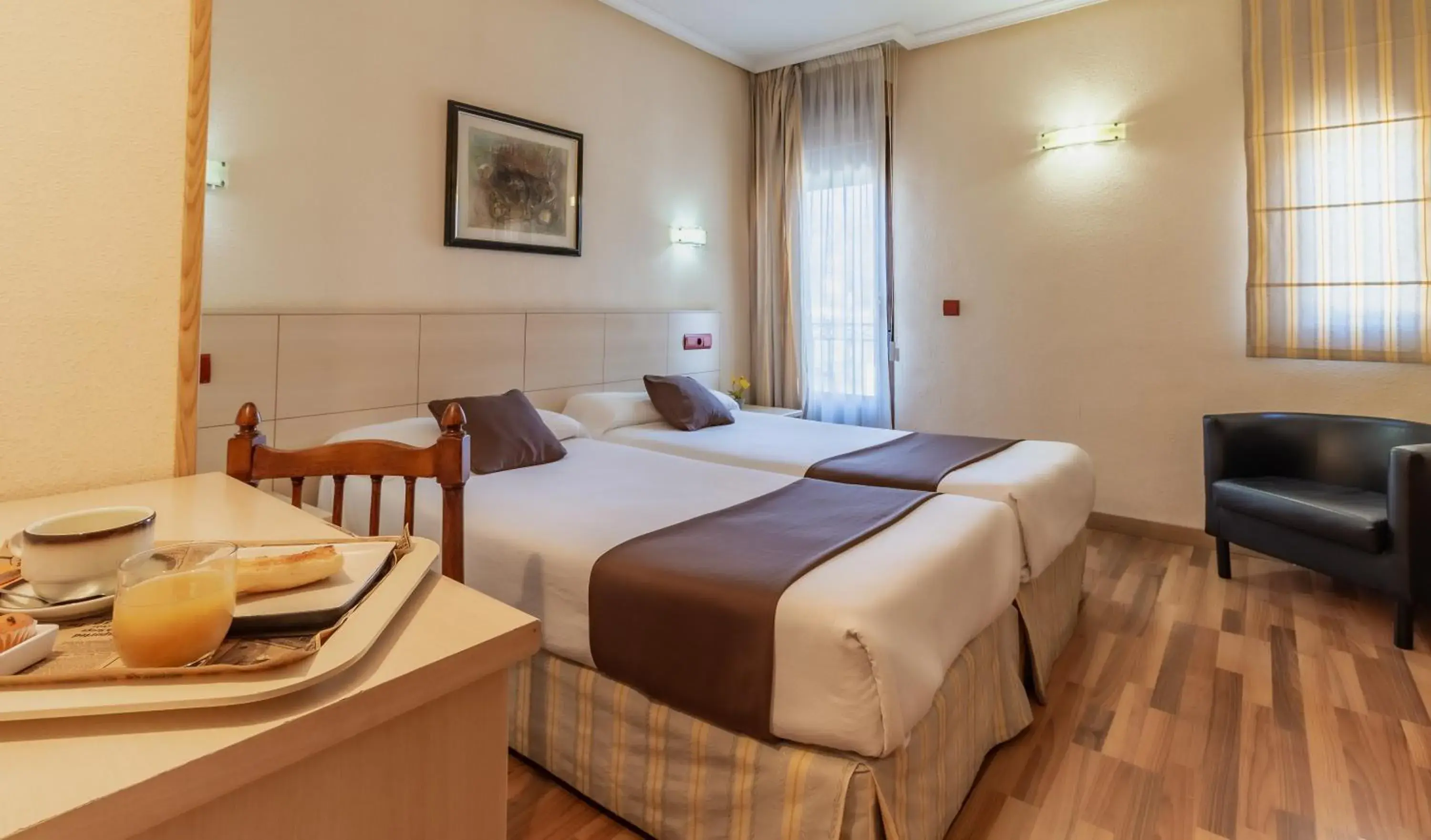 Twin Room in Hostal Rural El Caño by Vivere Stays Twin Room in Hostal Rural El Caño by Vivere Stays