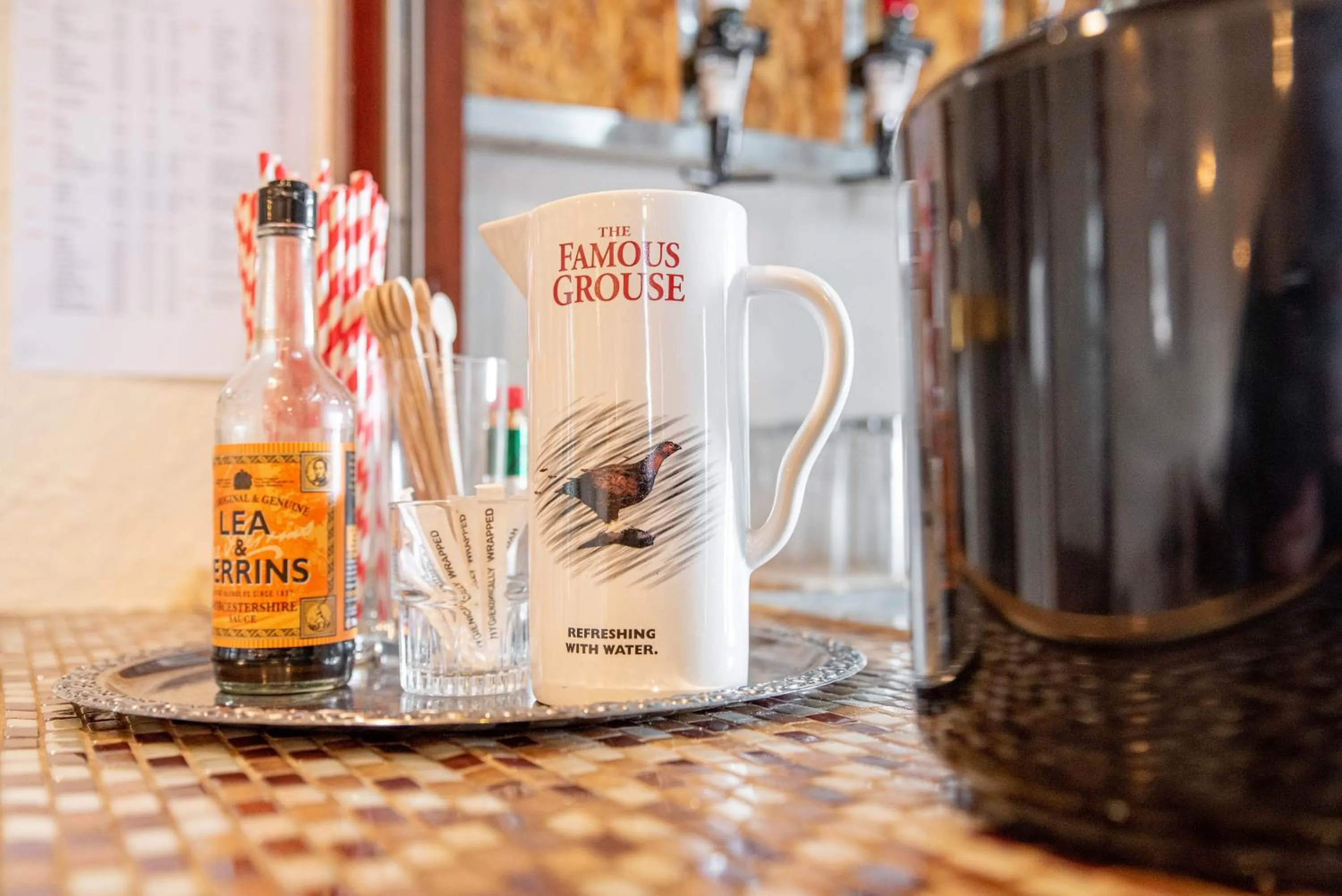 Lounge or bar in The Headlands