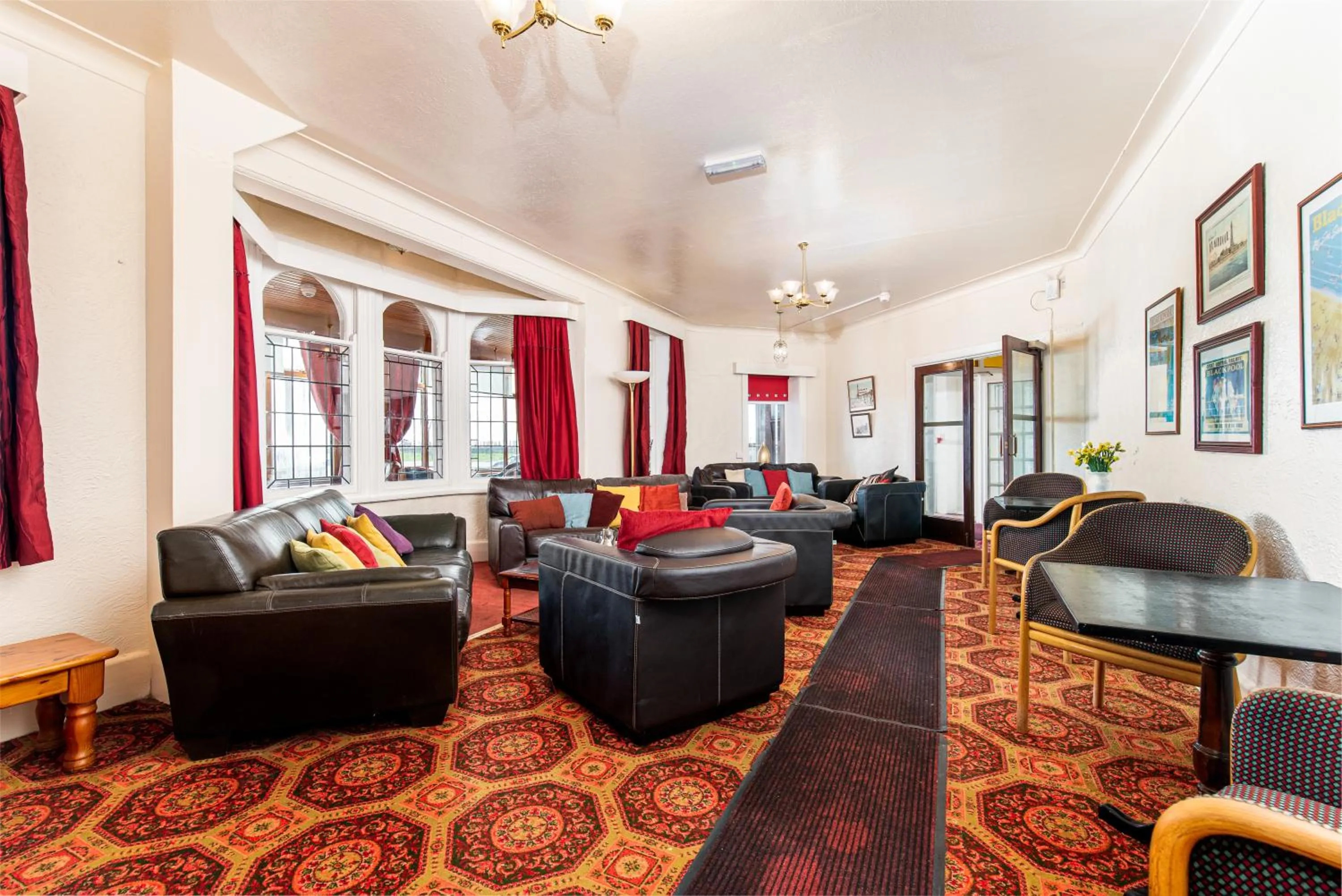 Communal lounge/ TV room in The Headlands