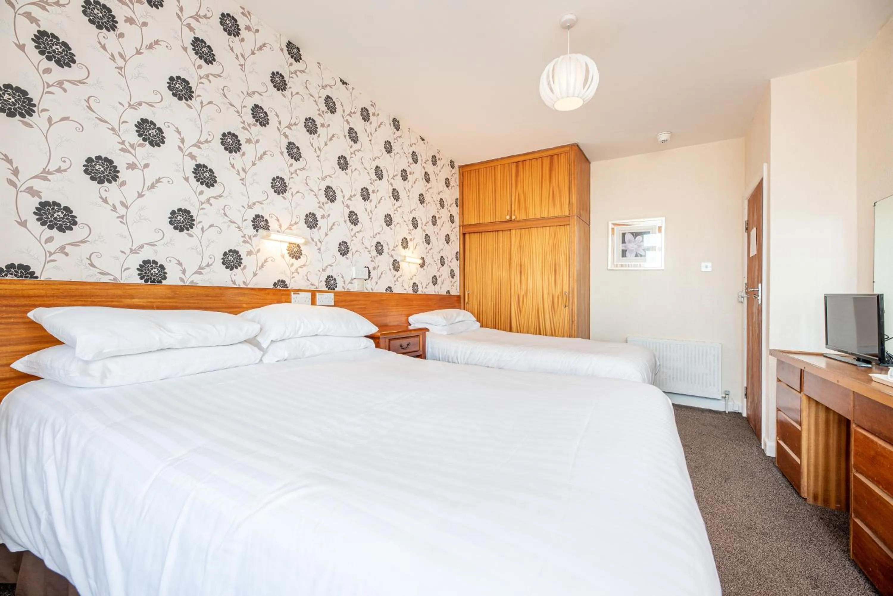 Bedroom, Bed in The Headlands