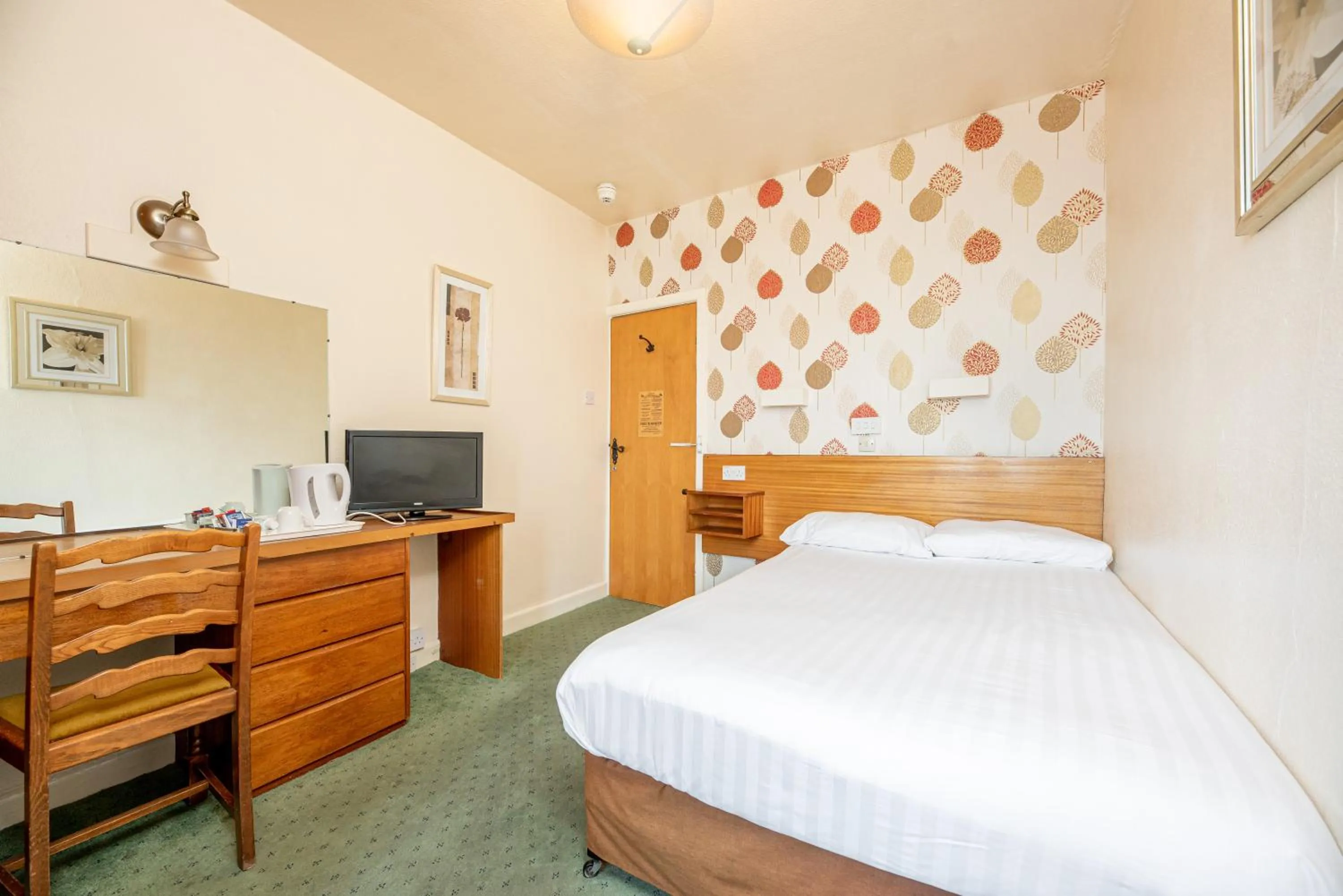 Bedroom, Bed in The Headlands