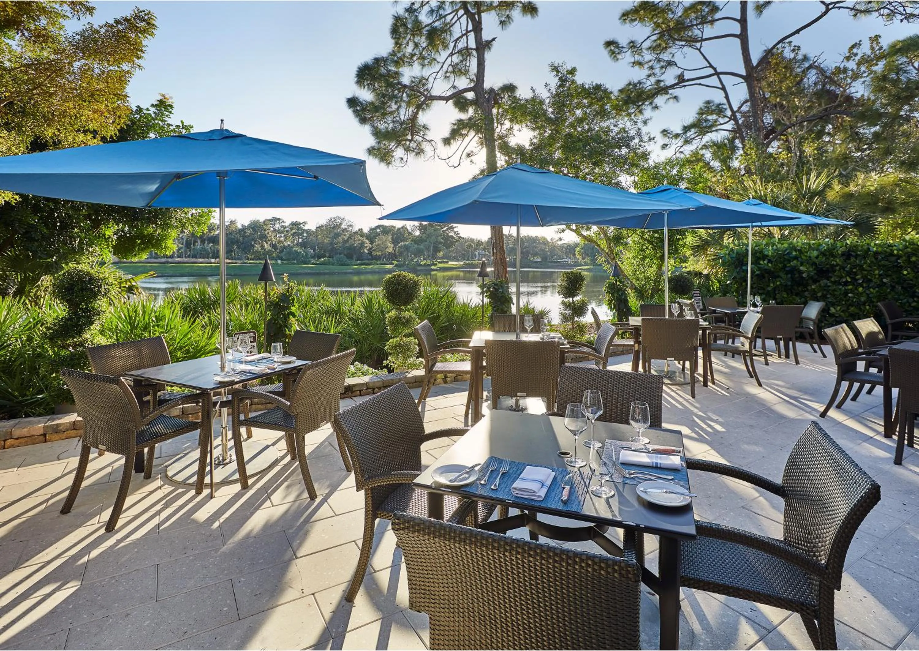 Restaurant/places to eat in Trianon Bonita Bay Hotel