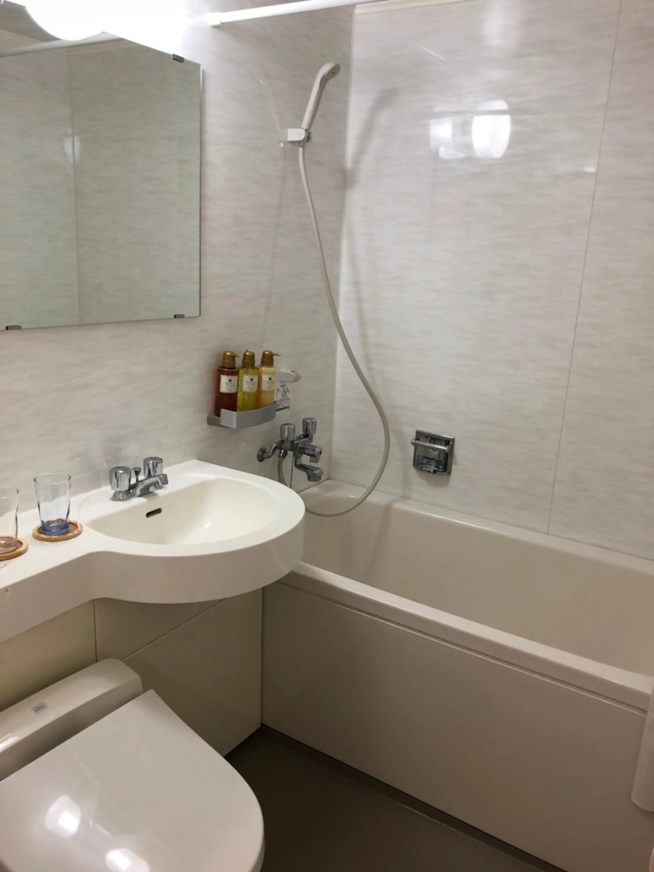 Shower in Pine Shima Resort Coral Fish