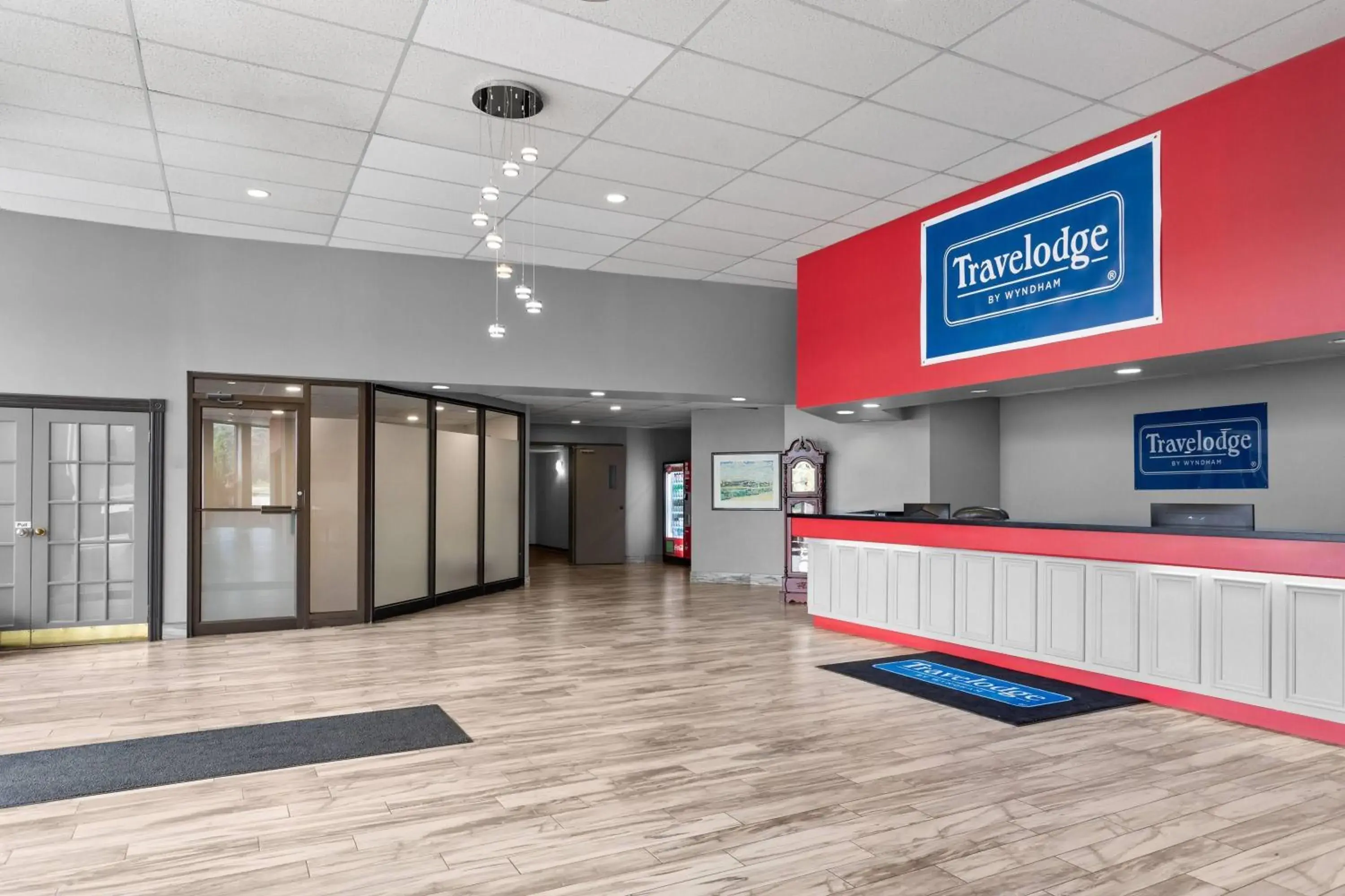 Lobby or reception in Travelodge by Wyndham Lindsay Lobby or reception in Travelodge by Wyndham Lindsay
