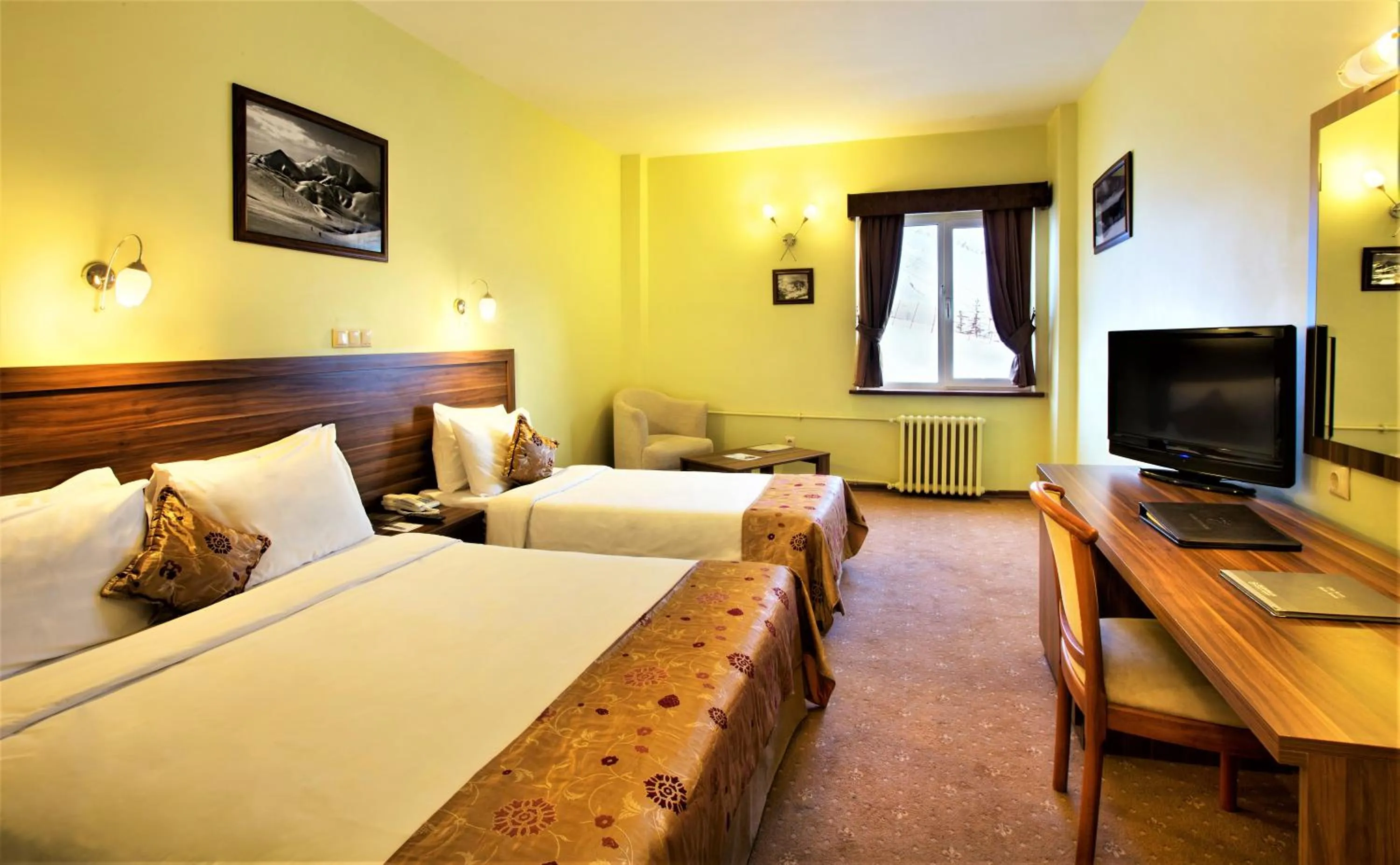 Bed in Dedeman Palandoken Resort Hotel