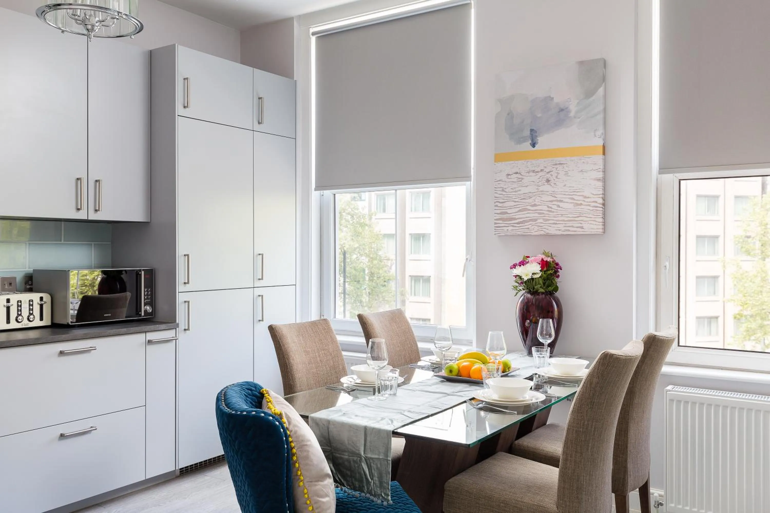 Dining area in Cromwell road apartments