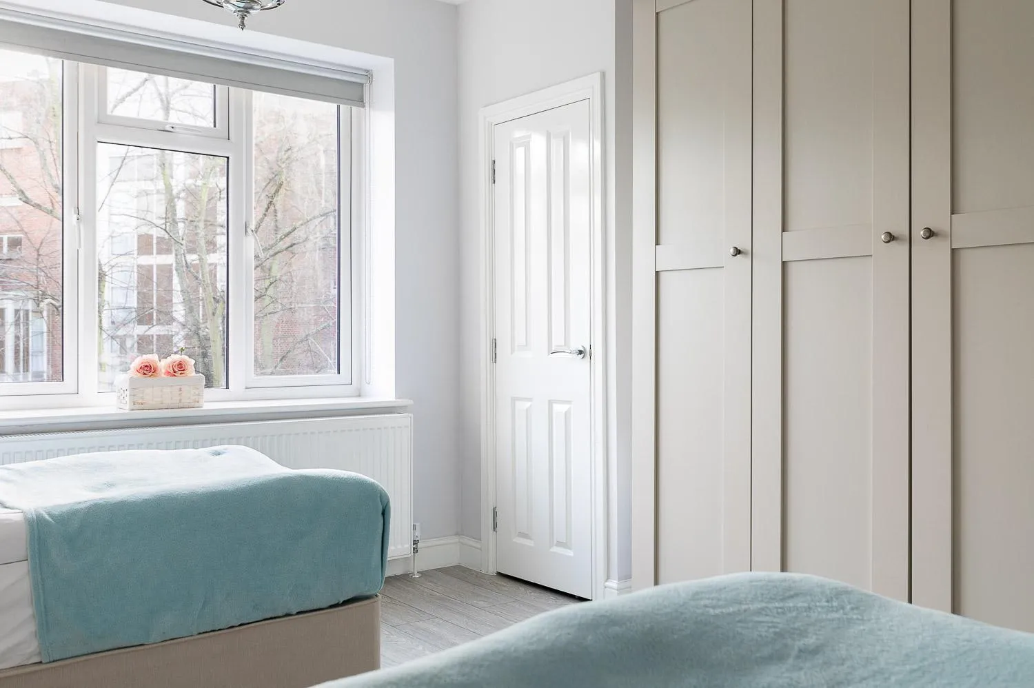 Bedroom, Bed in Cromwell road apartments