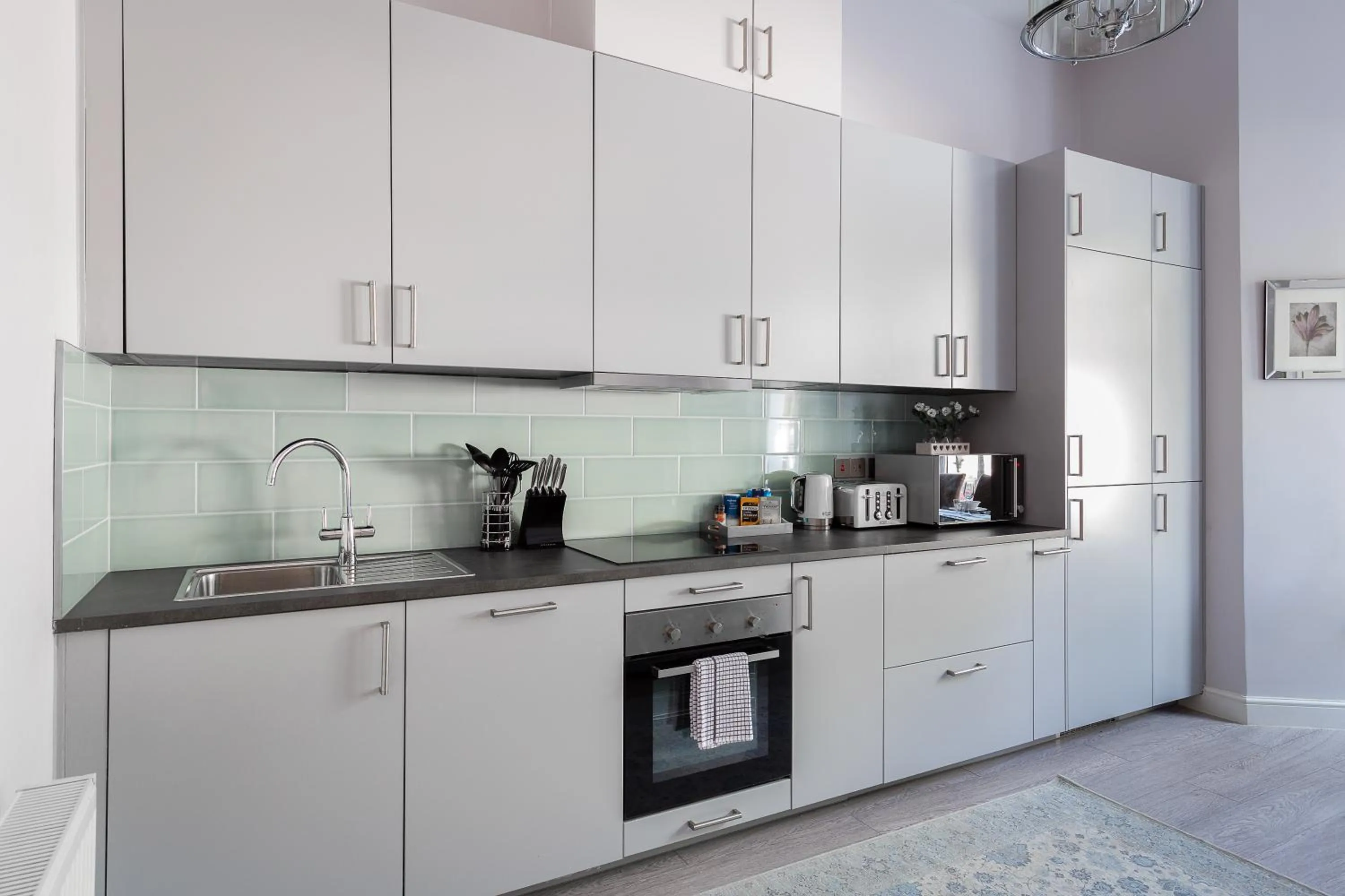 Coffee/tea facilities in Cromwell road apartments