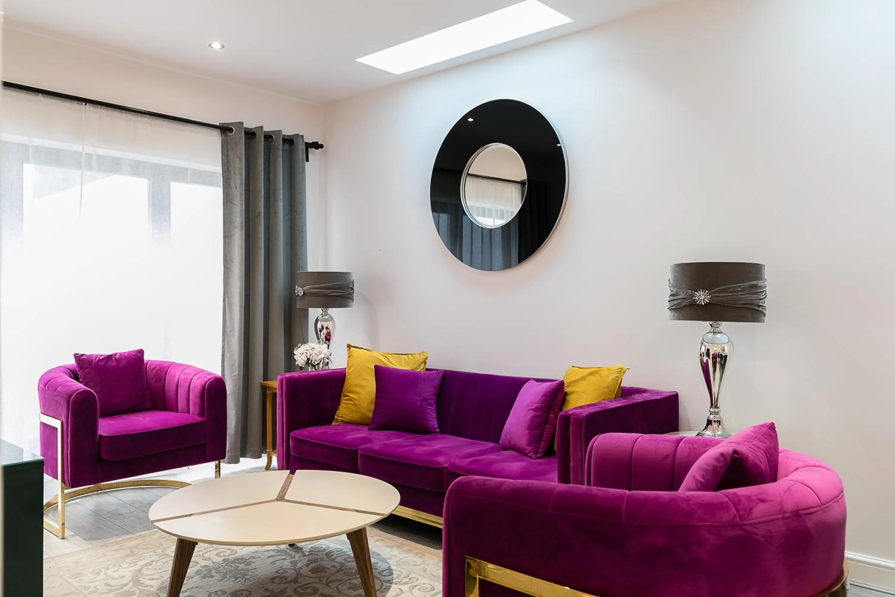 Living room in Cromwell road apartments