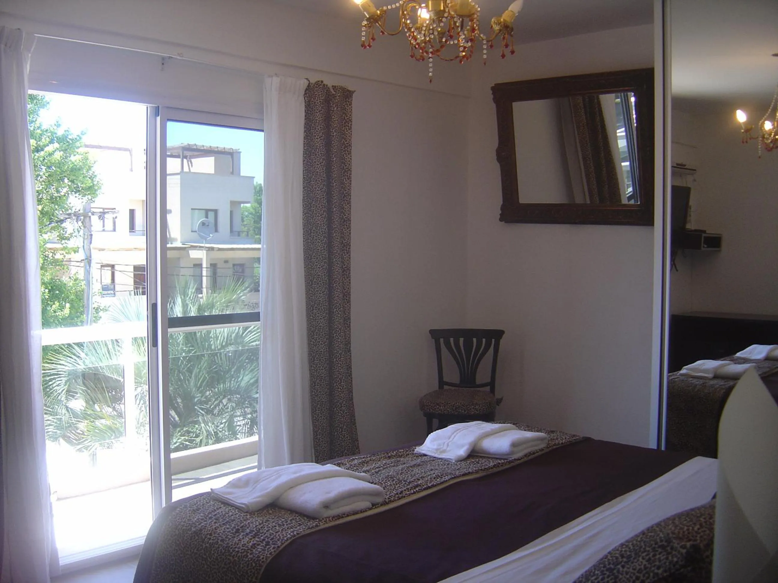 Day, Bed in Apart & Hotel Neptuno