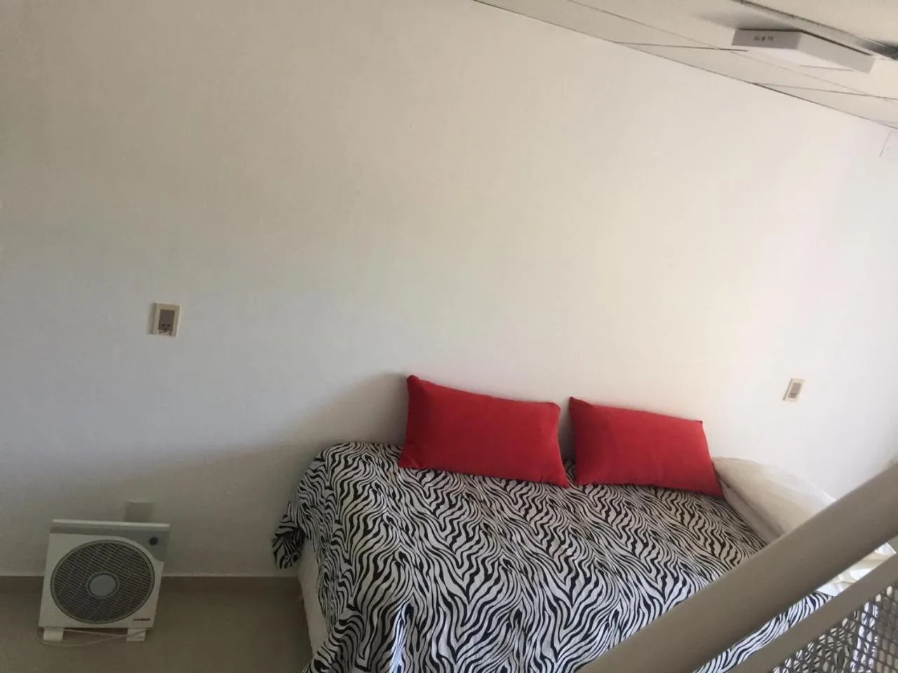 Bed in Apart & Hotel Neptuno