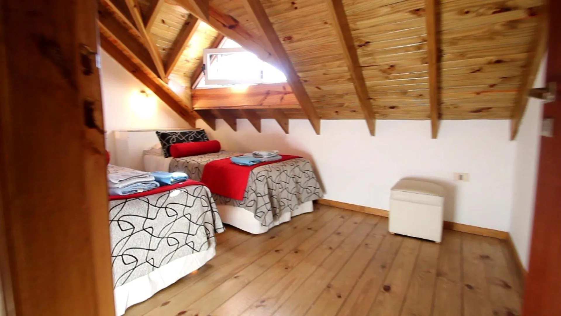 Bed in Apart & Hotel Neptuno