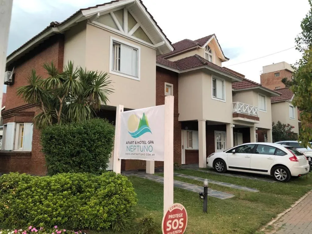 Apart & Hotel Neptuno