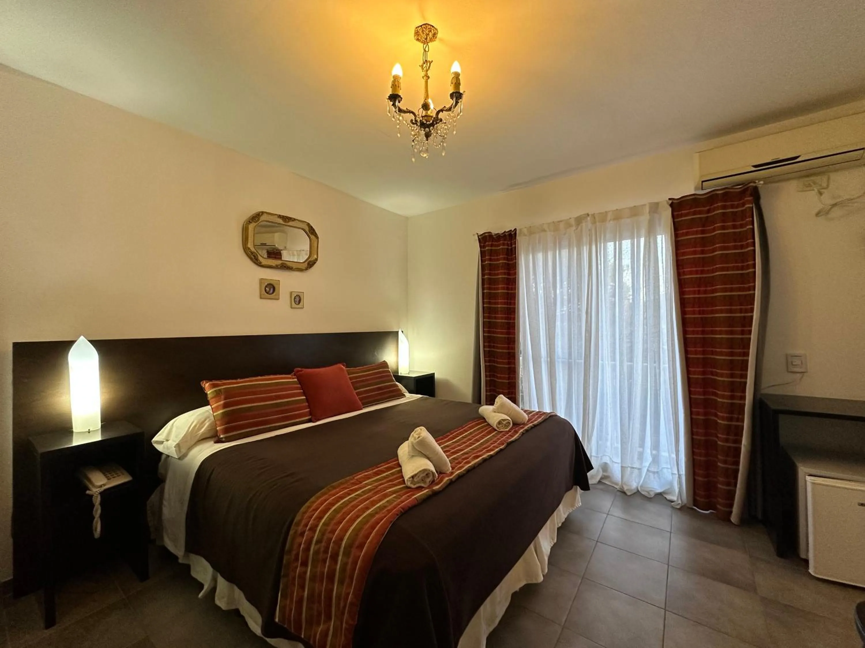 Bed in Apart & Hotel Neptuno