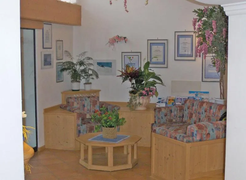 Lounge or bar in Hotel Miramonti