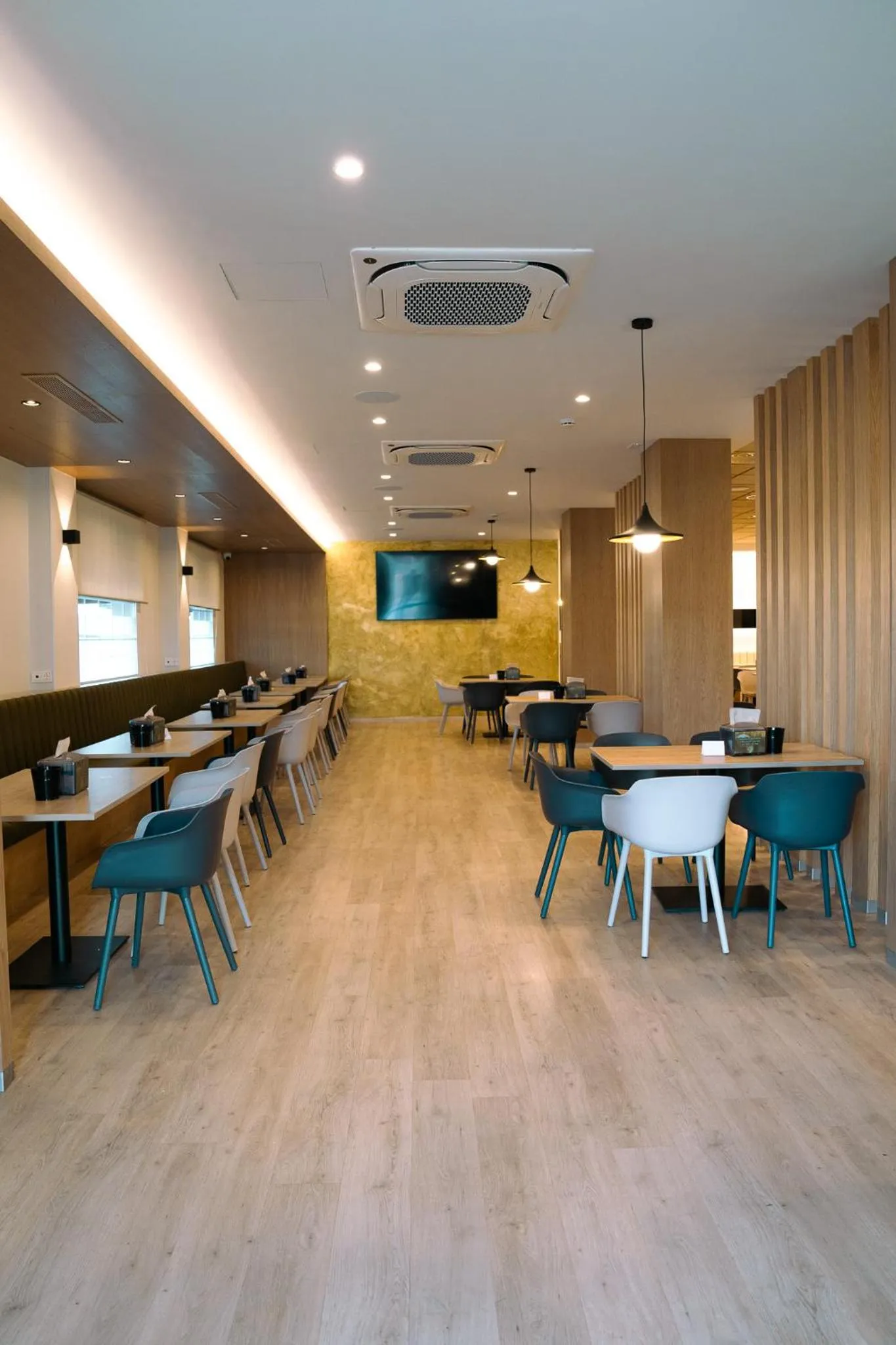 Restaurant/places to eat in Hospedium Hotel Triana