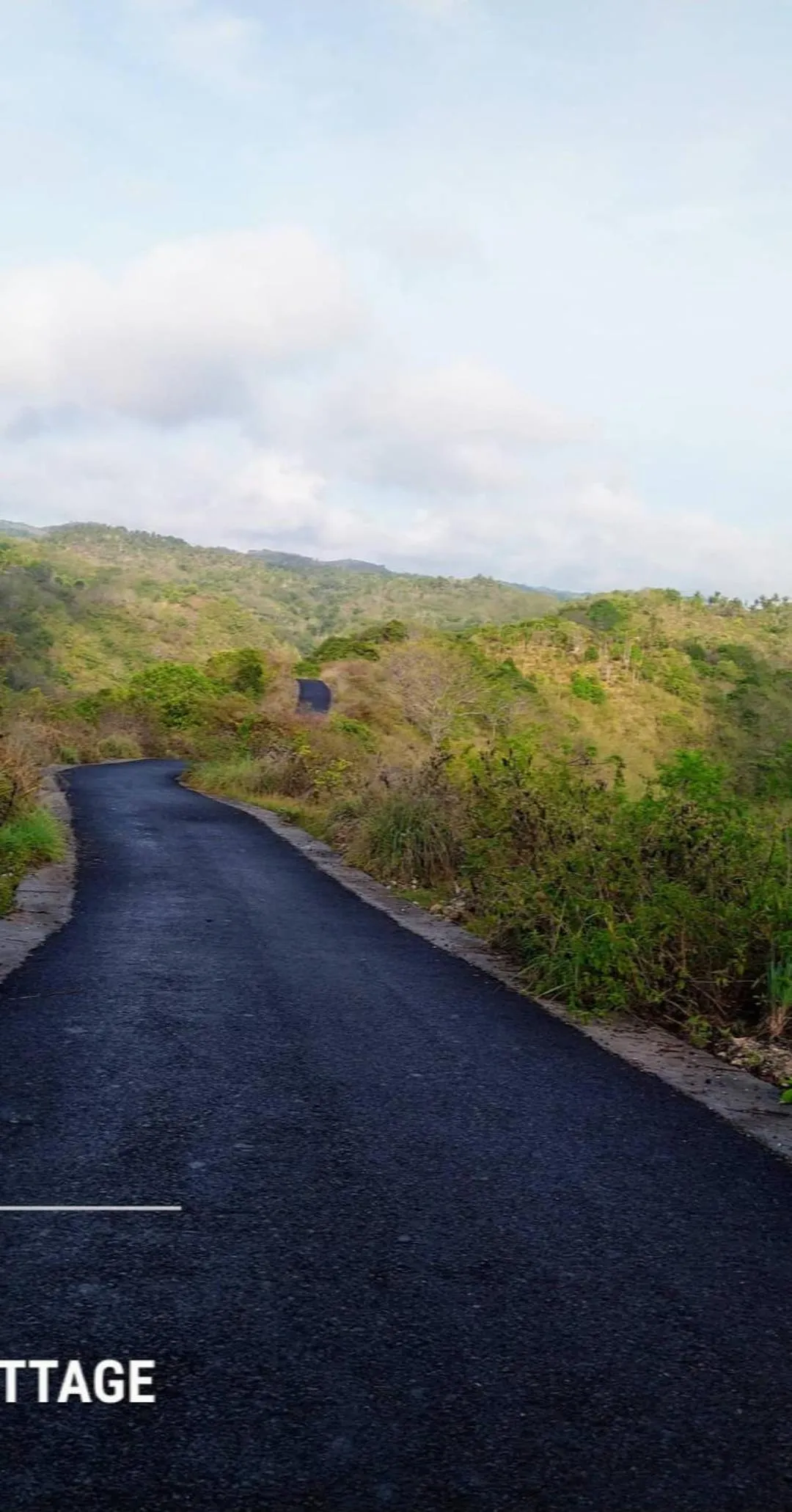Mountain view in Atuh Forest Cottage