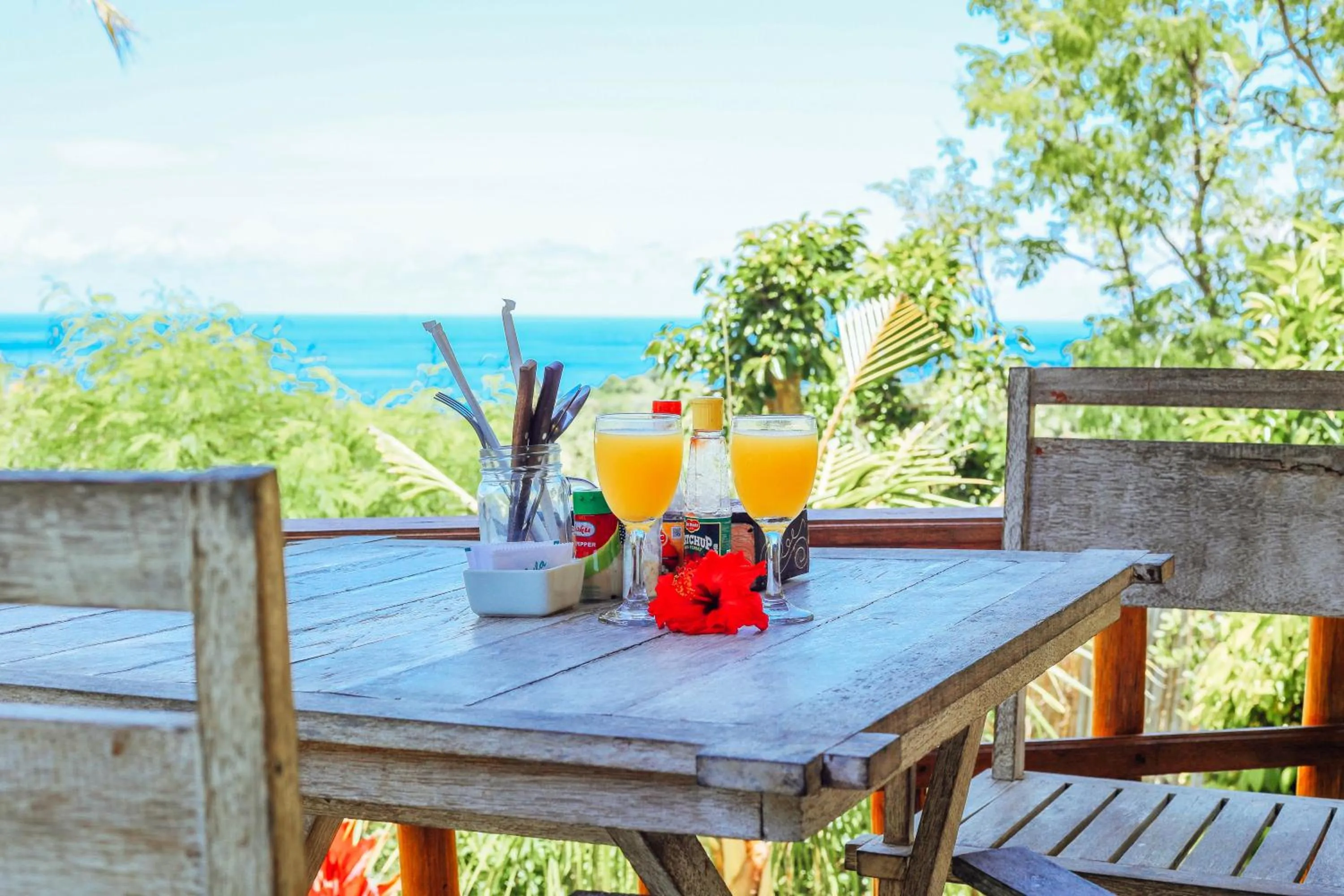 Restaurant/places to eat in Atuh Forest Cottage