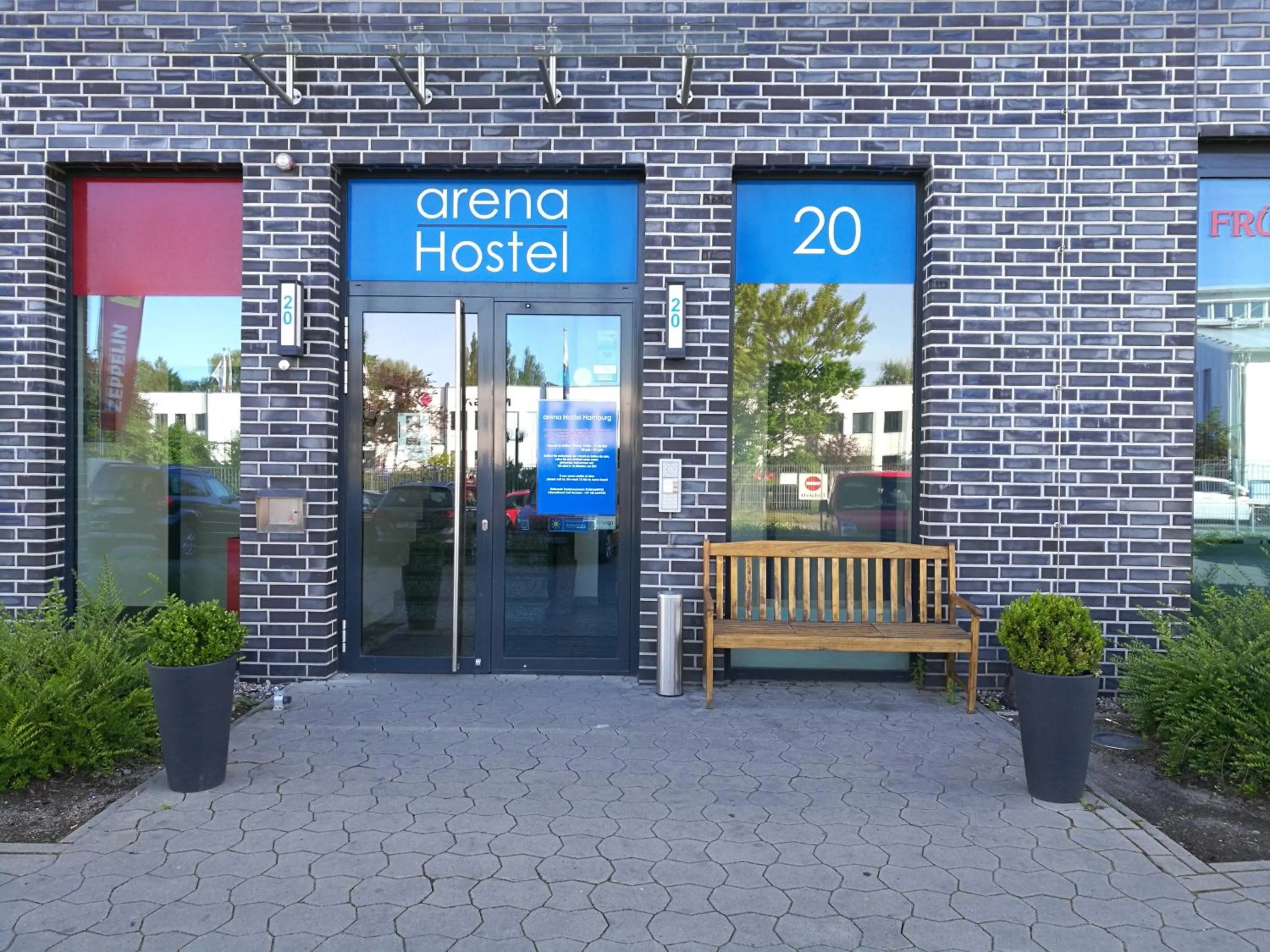 Facade/entrance in Arena Hostel & Monteurzimmer