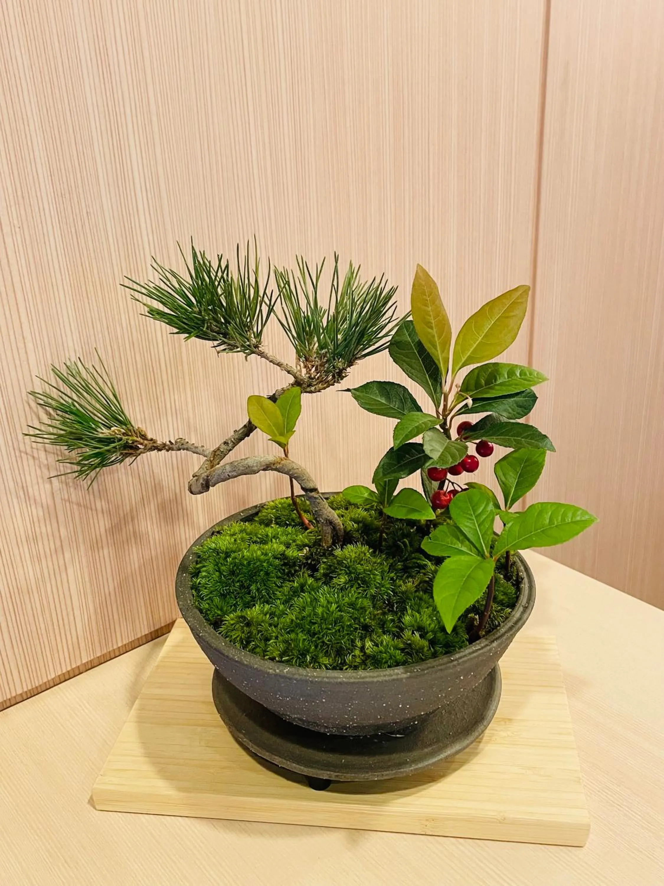 Decorative detail in Kyoto Sanjo Ohashi