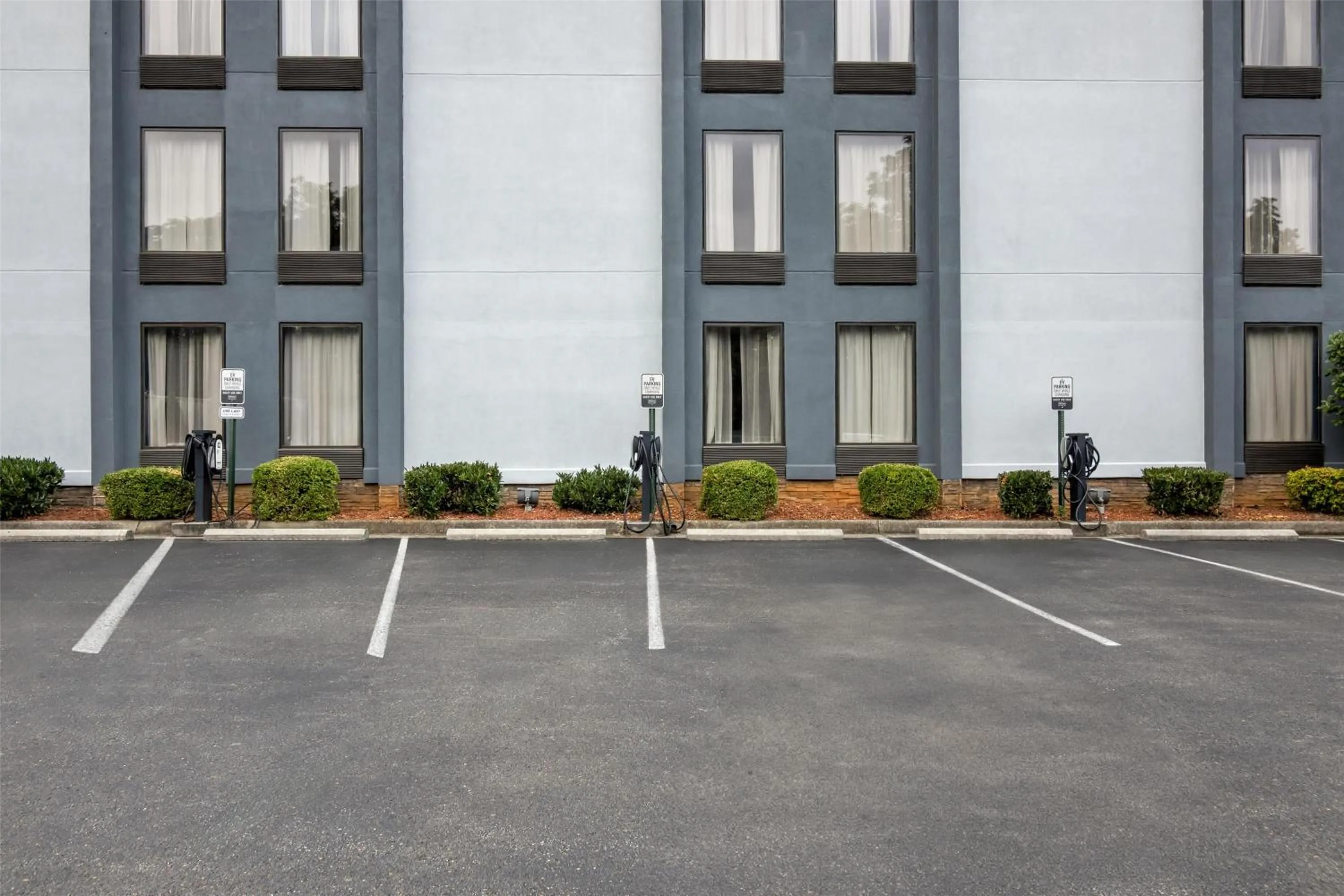 Property building in Spark by Hilton Roanoke Civic Center