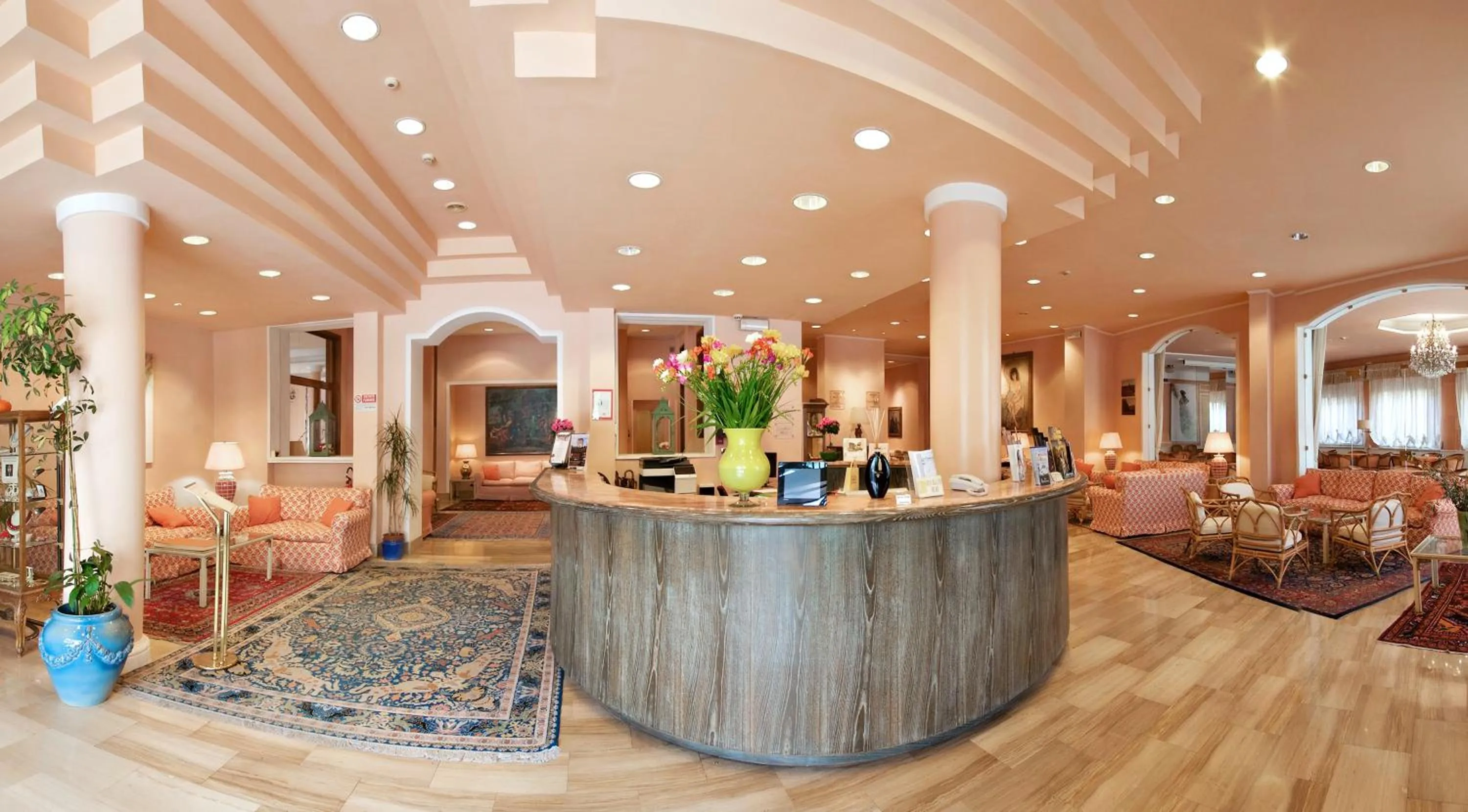 Lobby or reception in Hotel Settentrionale Esplanade