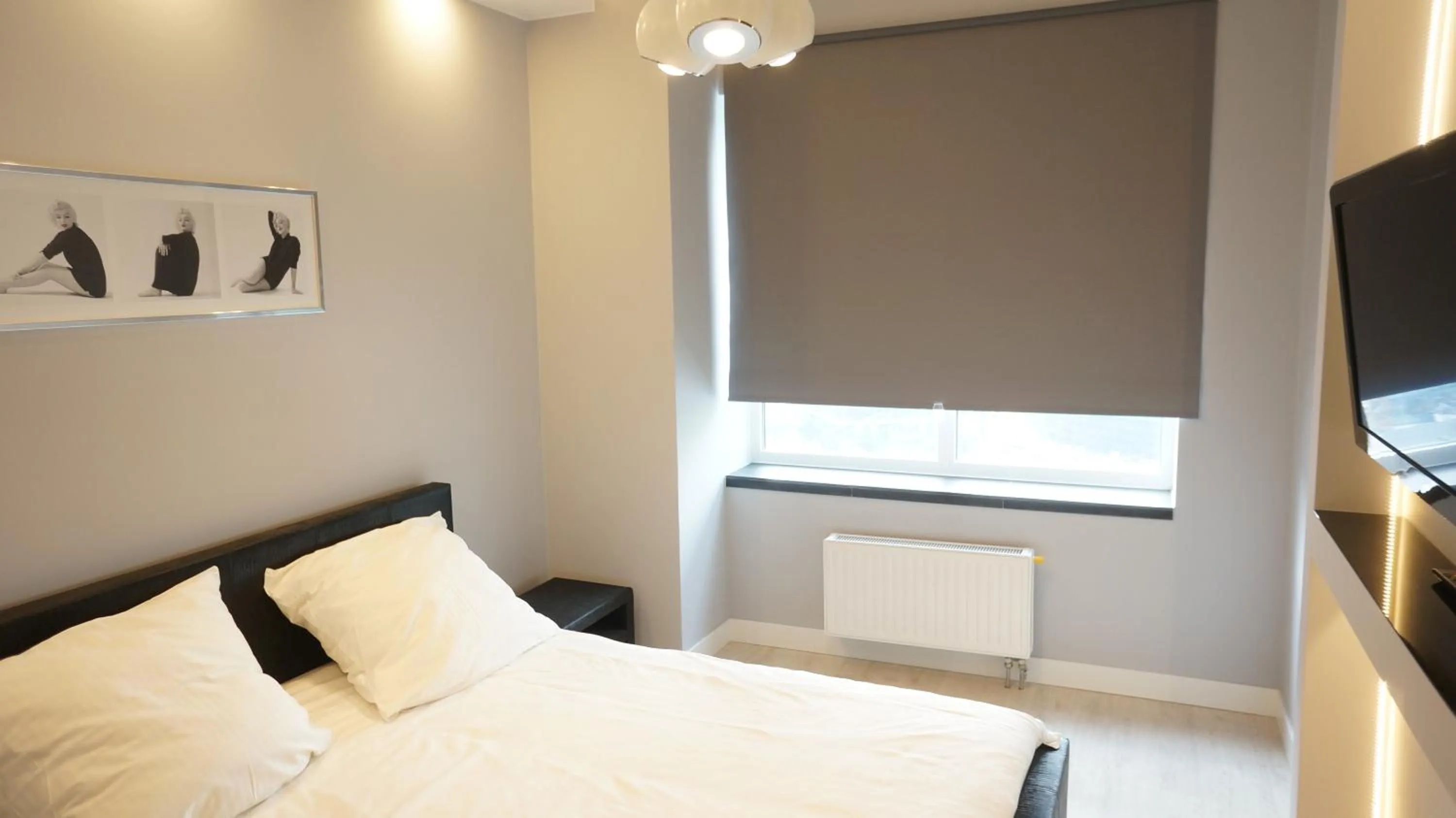 Bed in Platinum Towers Country 2 Country