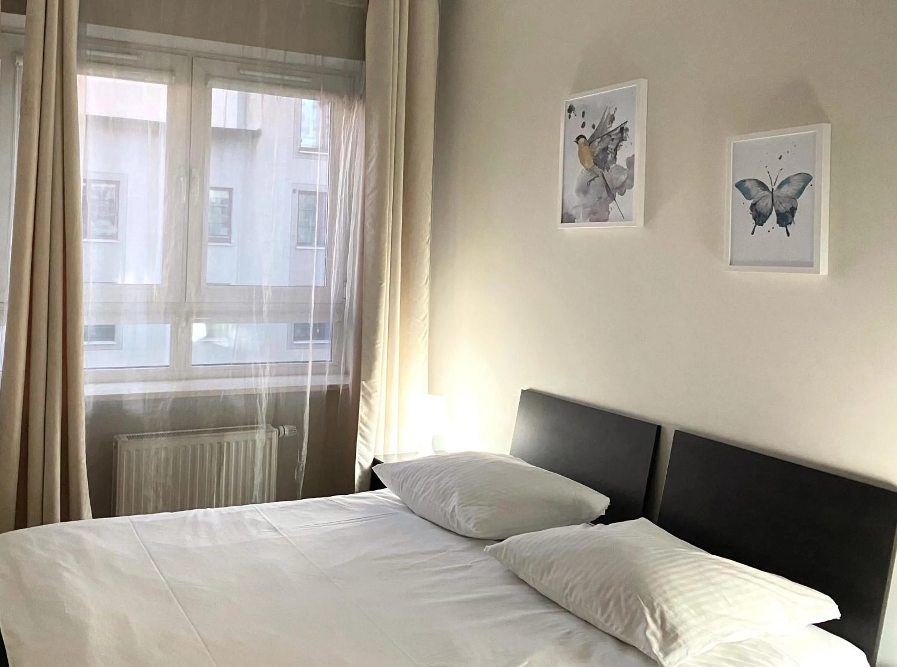 Bedroom, Bed in Platinum Towers Country 2 Country