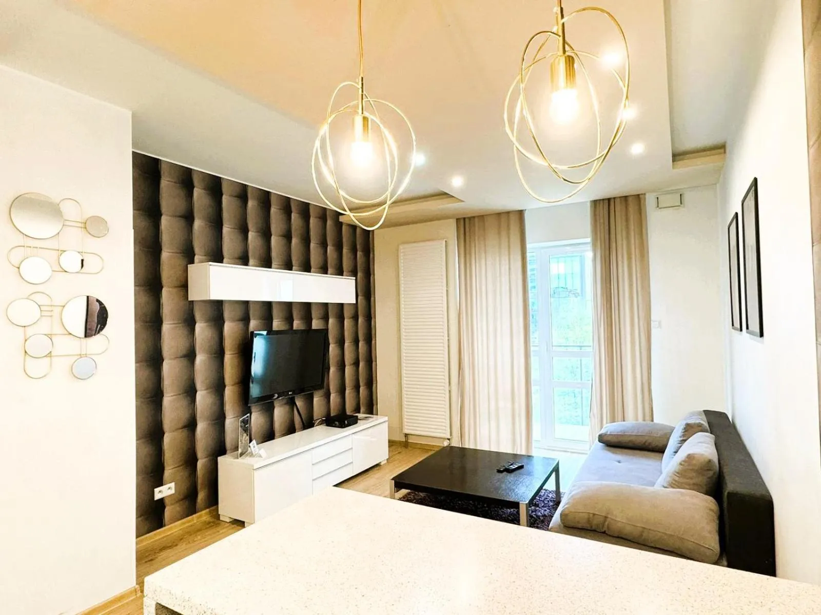 Bed in Platinum Towers Country 2 Country