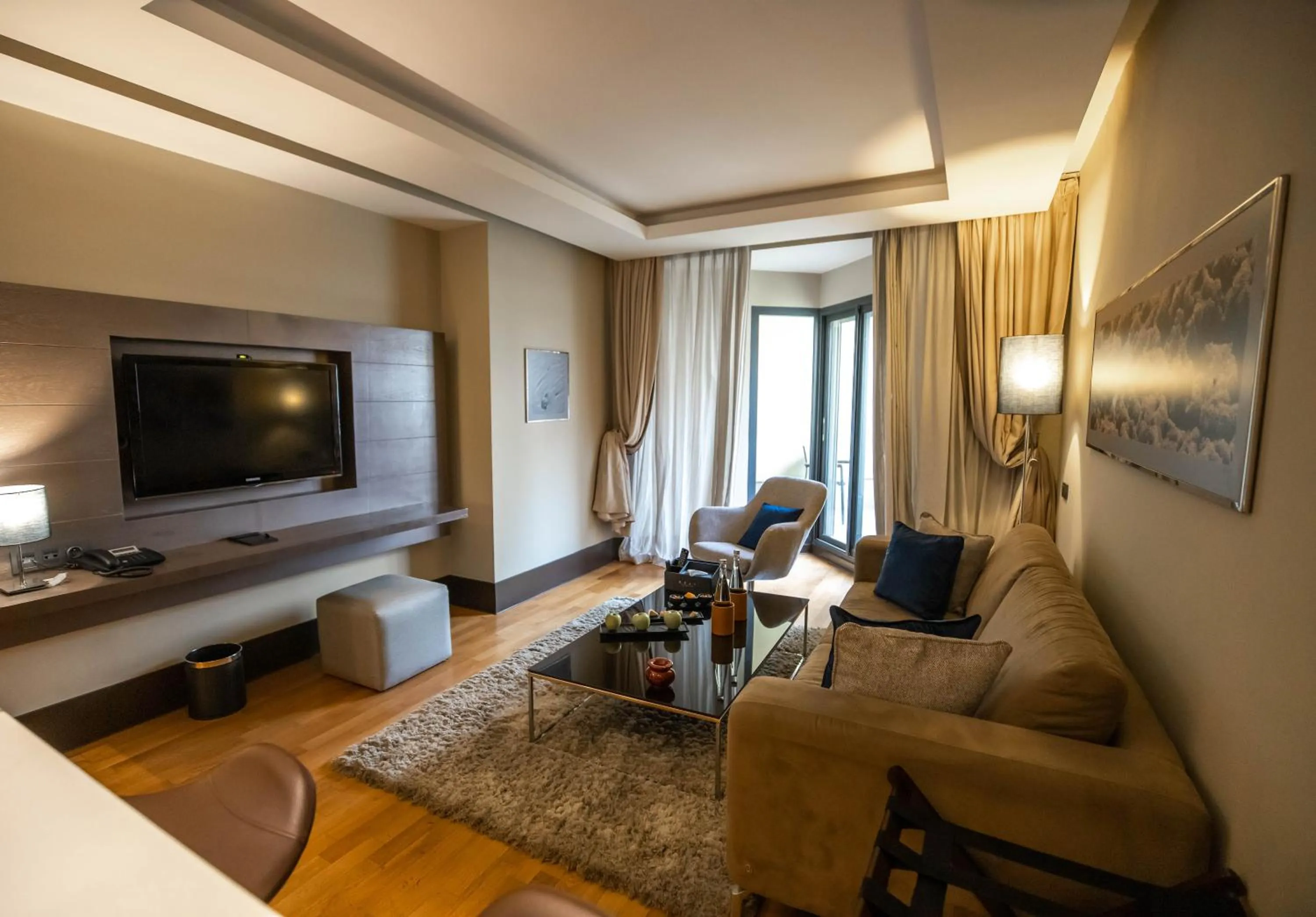 TV and multimedia in Gray Boutique Hotel Casablanca