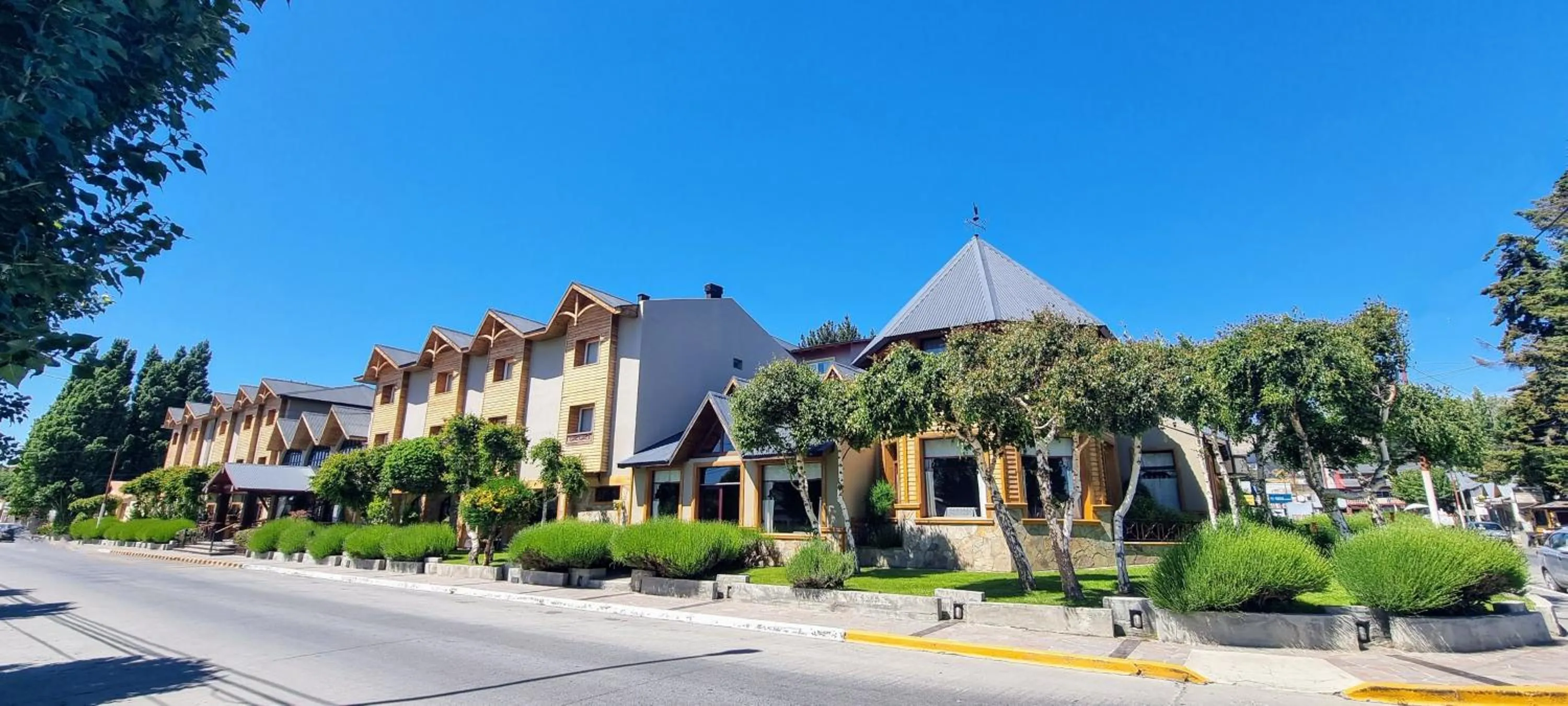 Facade/entrance in Hotel Quijote
