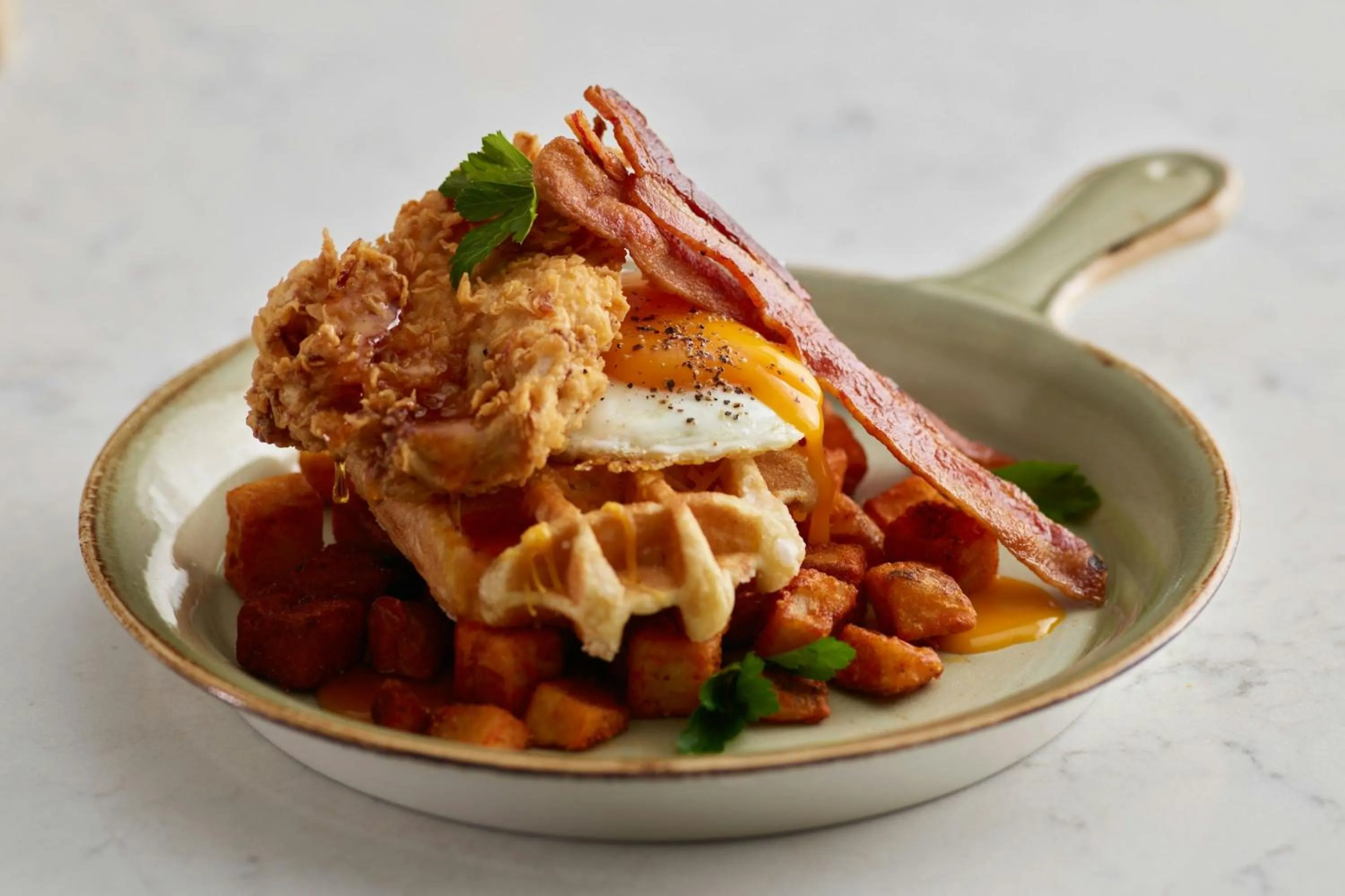 Restaurant/places to eat in Sheraton Kansas City Hotel at Crown Center