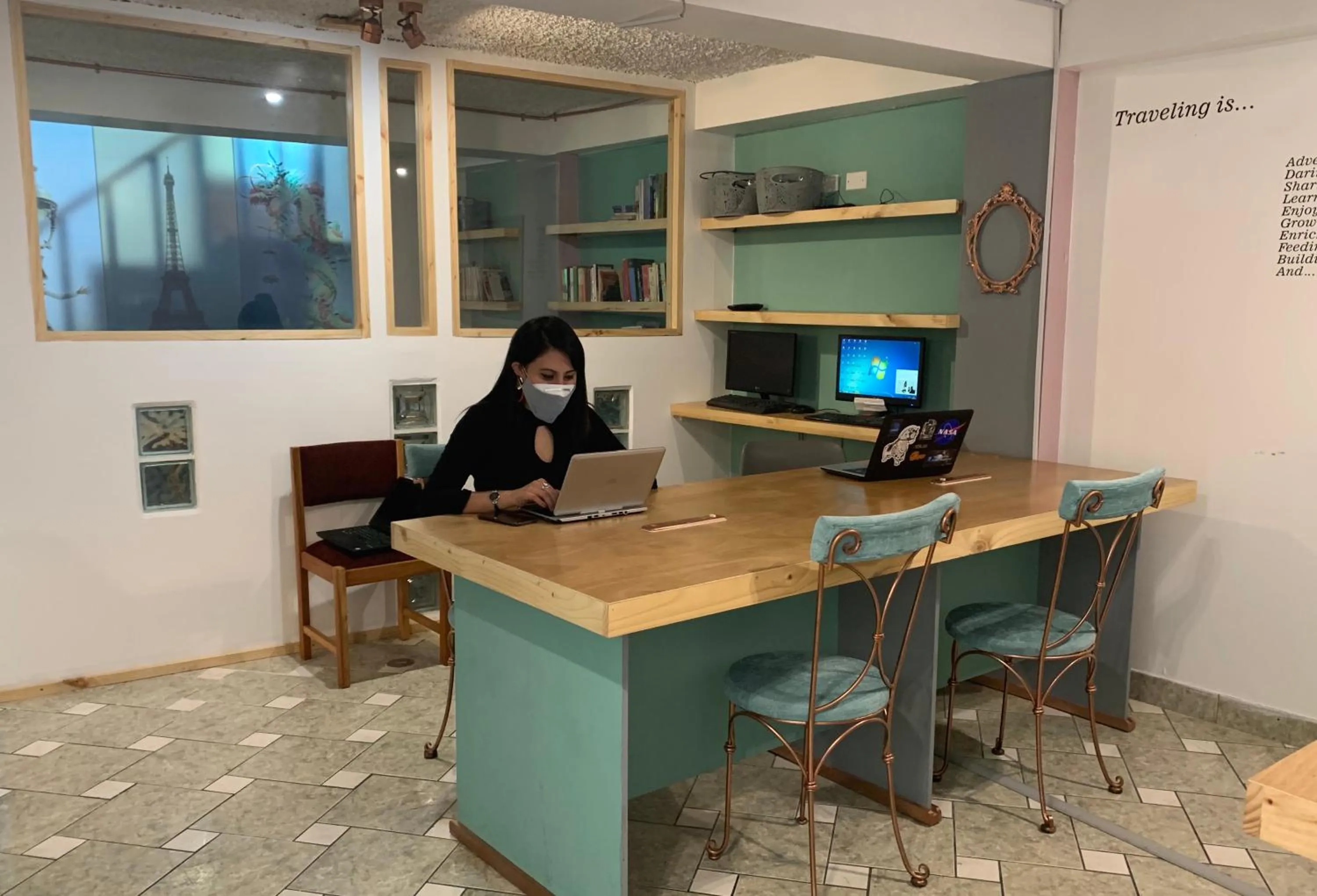 Los Aticos B&B with Coworking