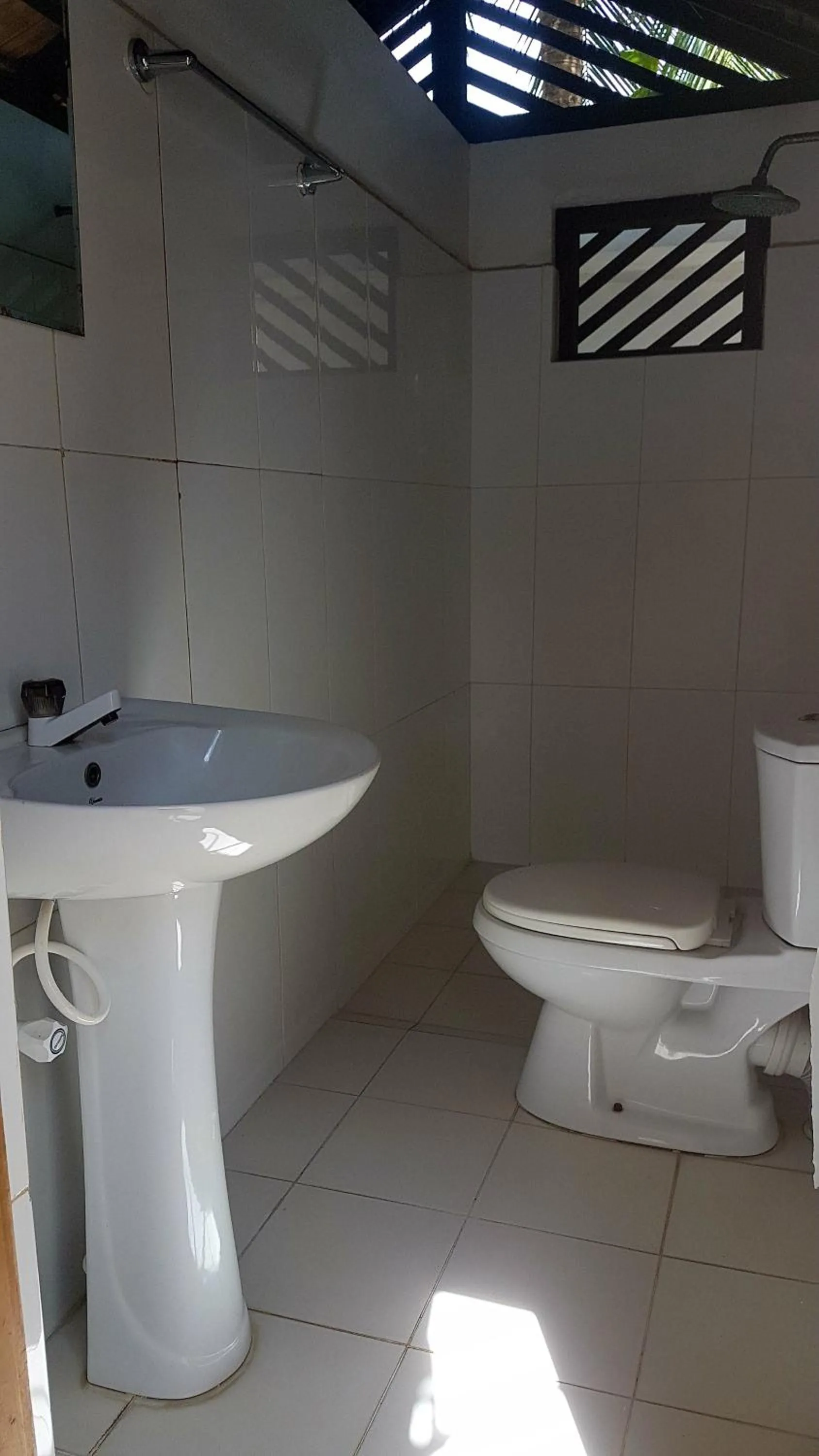 Single Room with Private External Bathroom - single occupancy in Sandy Beach Hotel